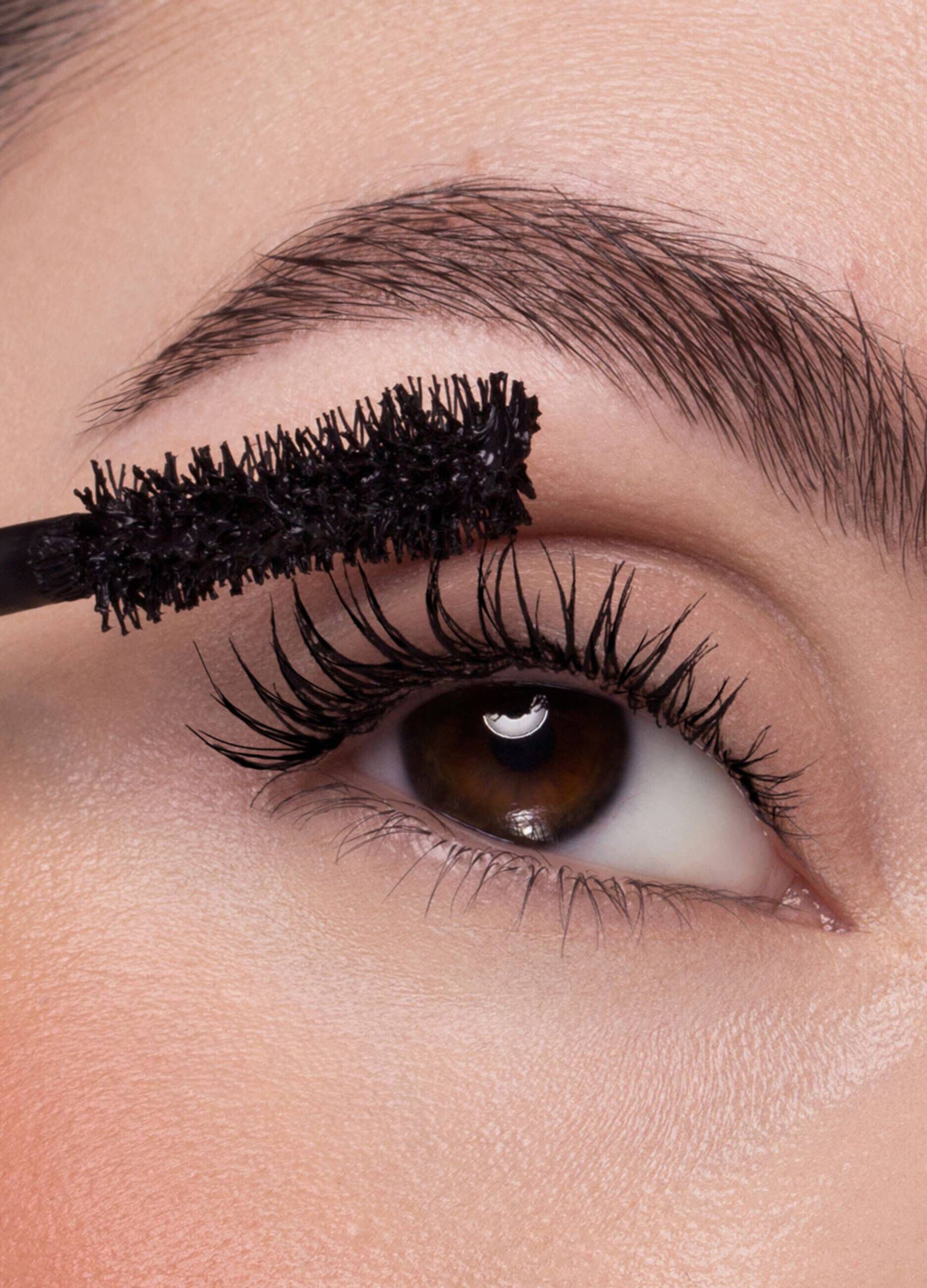 #Instavolume Mascara - Astra Make-Up