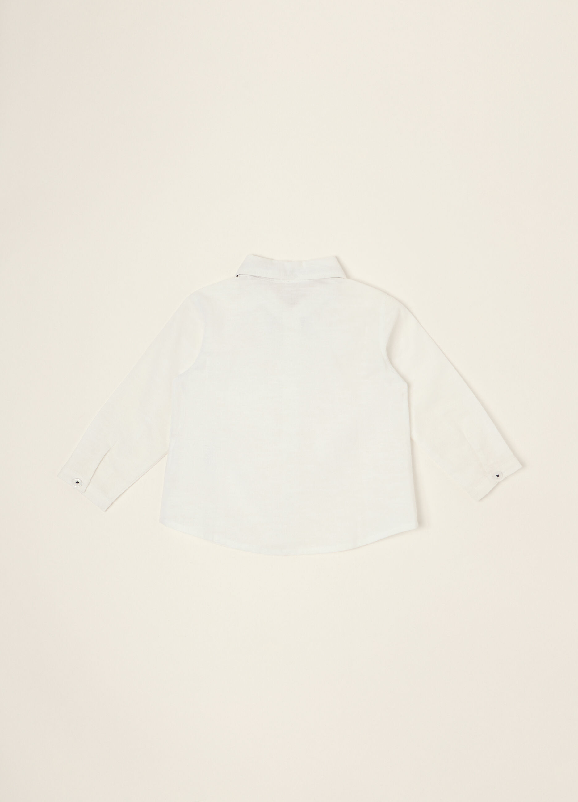 Camicia bianca a maniche lunghe in misto cotone e lino_1