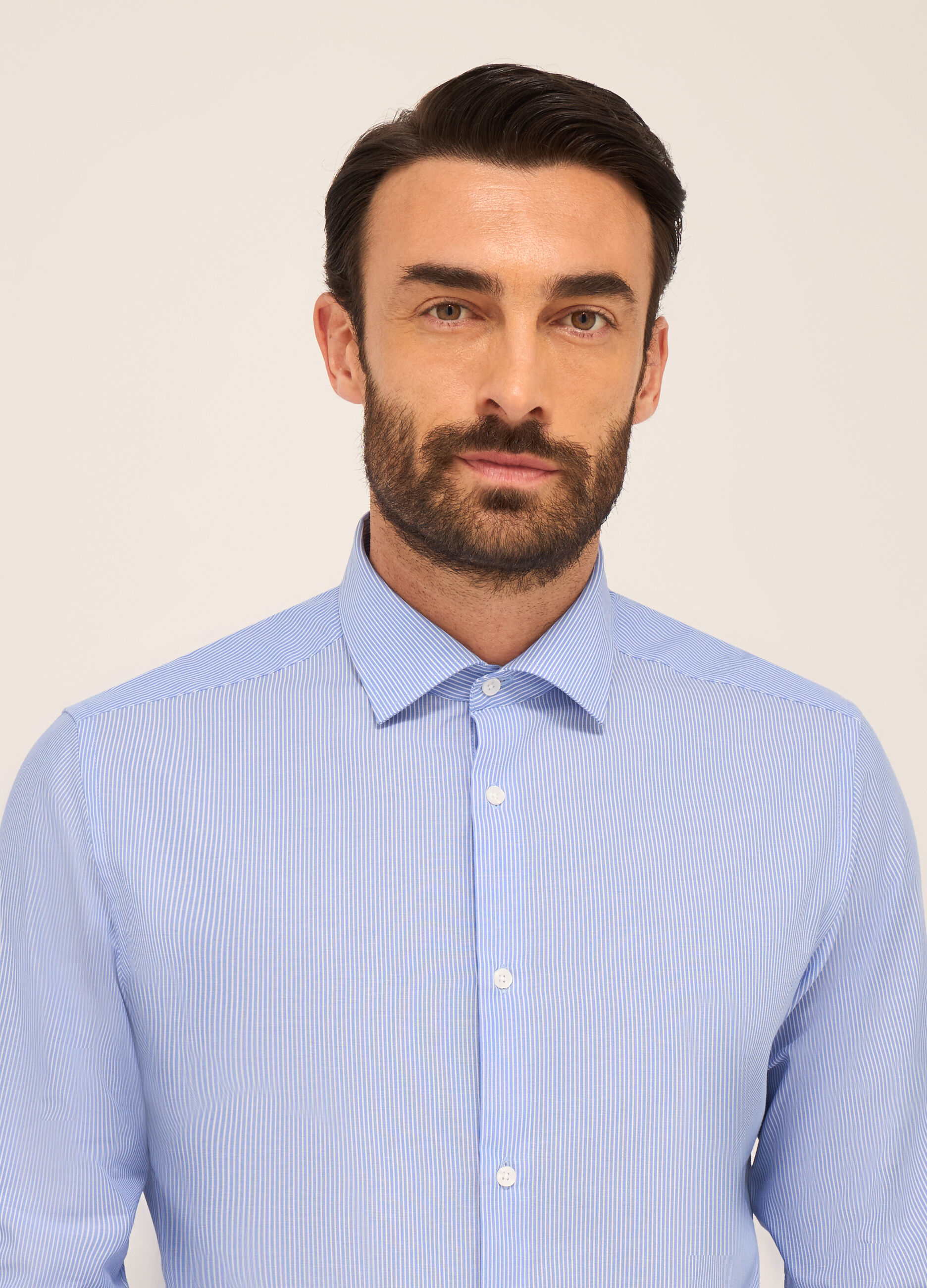 Camicia slim fit in misto cotone a righe uomo_2