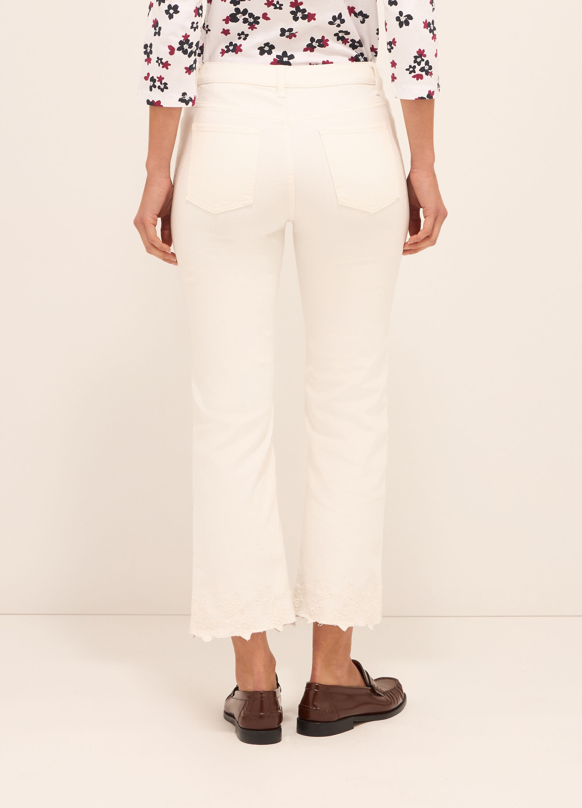 Pantaloni in stretch denim flare fit donna_1