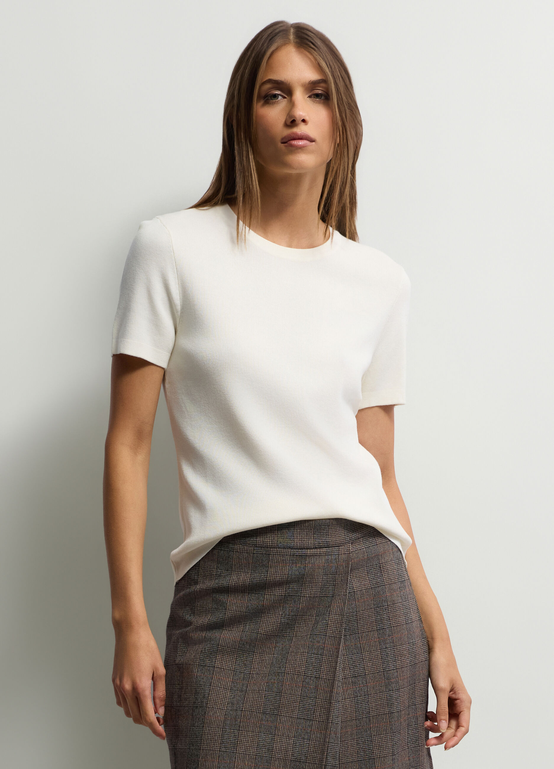 Maglia girocollo in costina donna_0