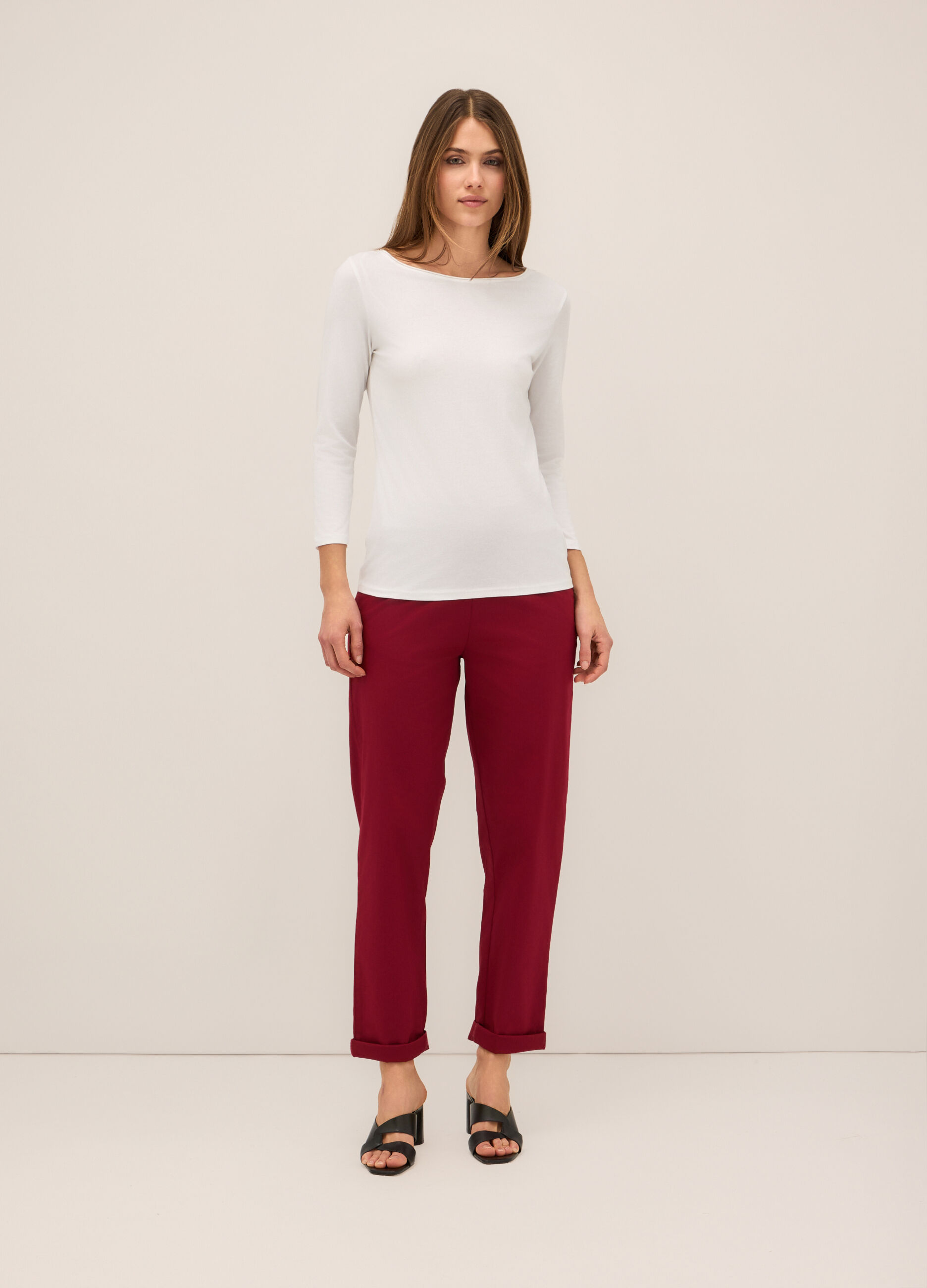 Pantaloni in twill di cotone stretch donna_0