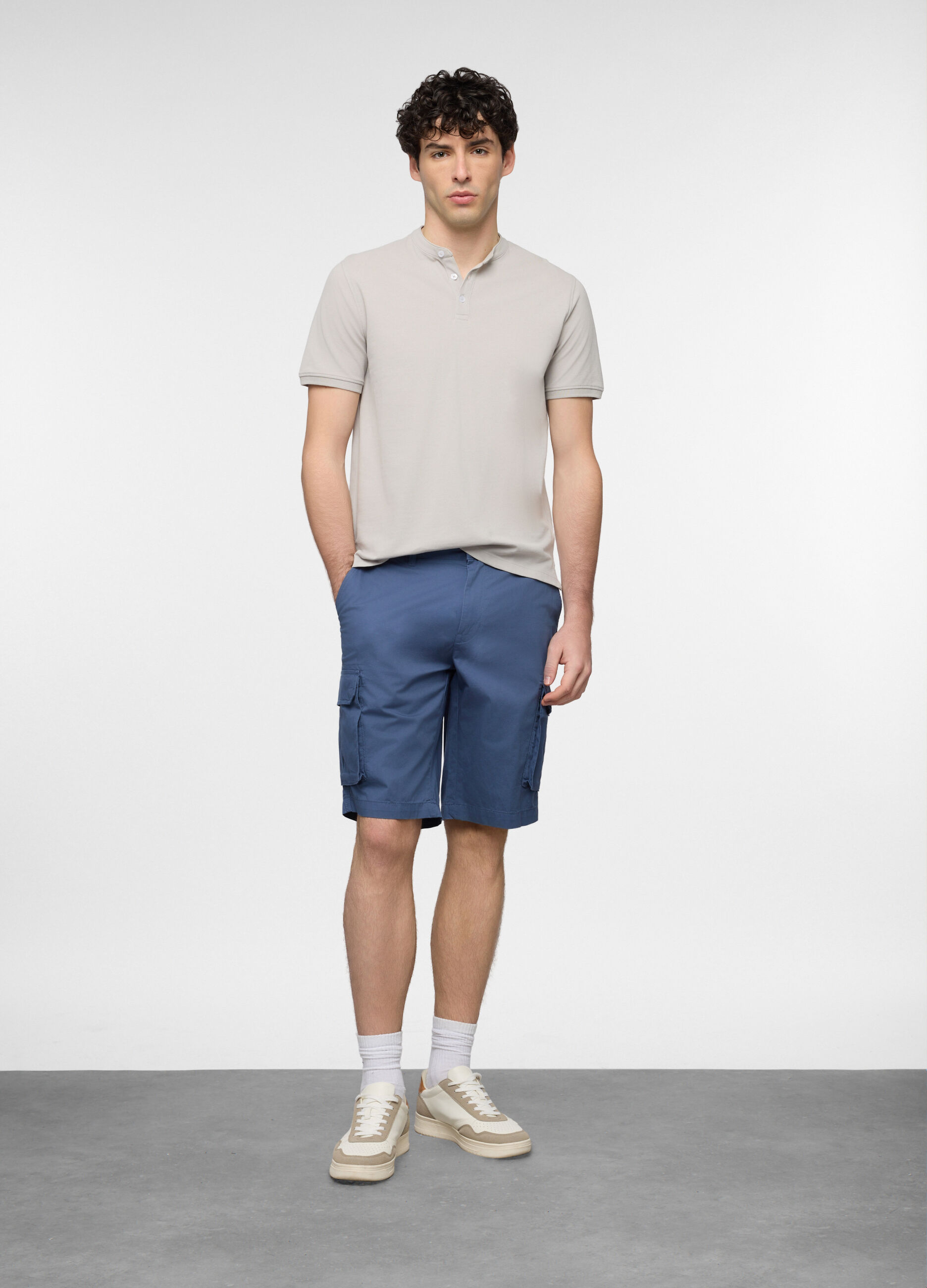 Bermuda cargo in twill di cotone uomo_0