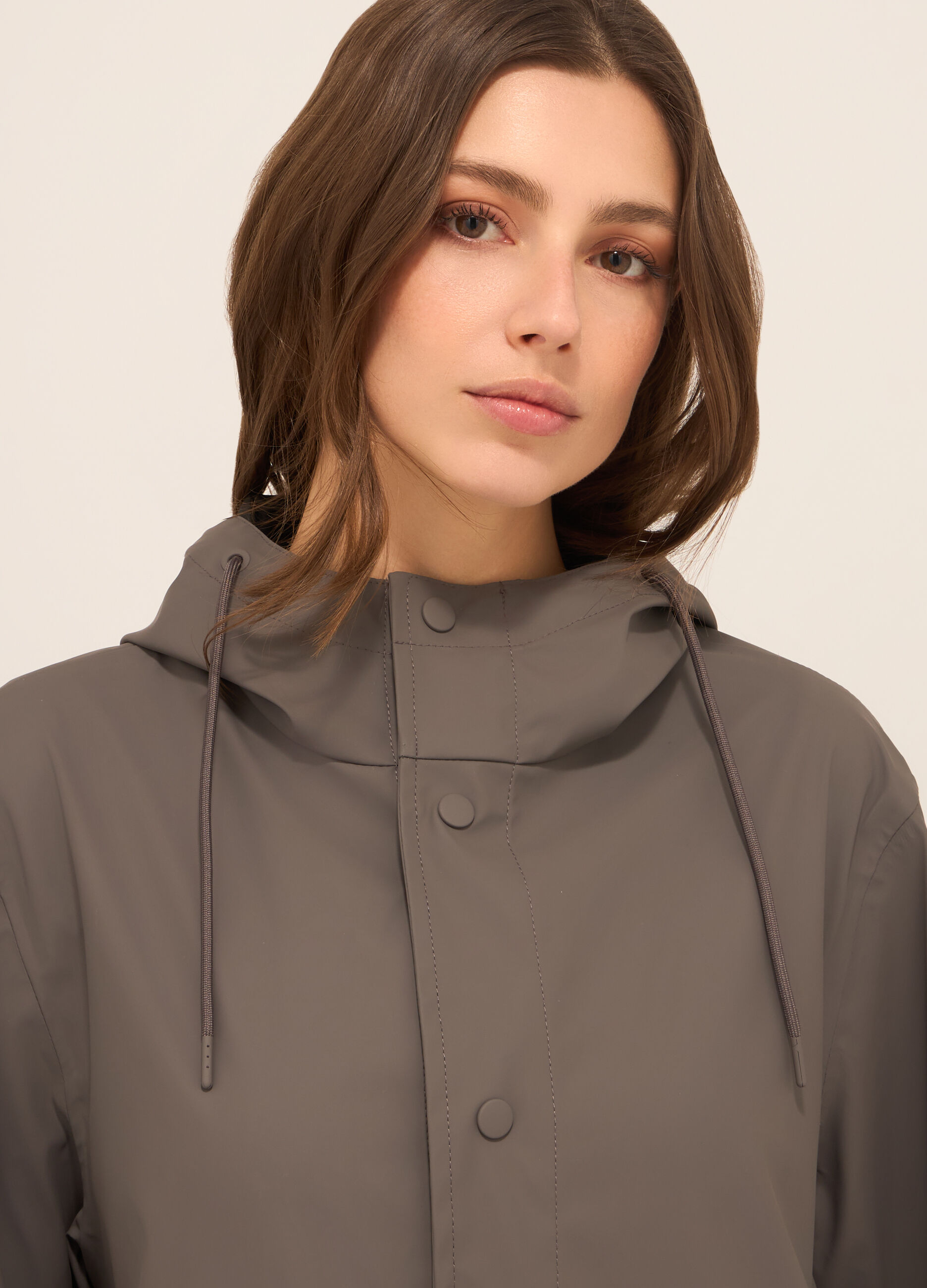 Parka antipioggia con cappuccio donna_2