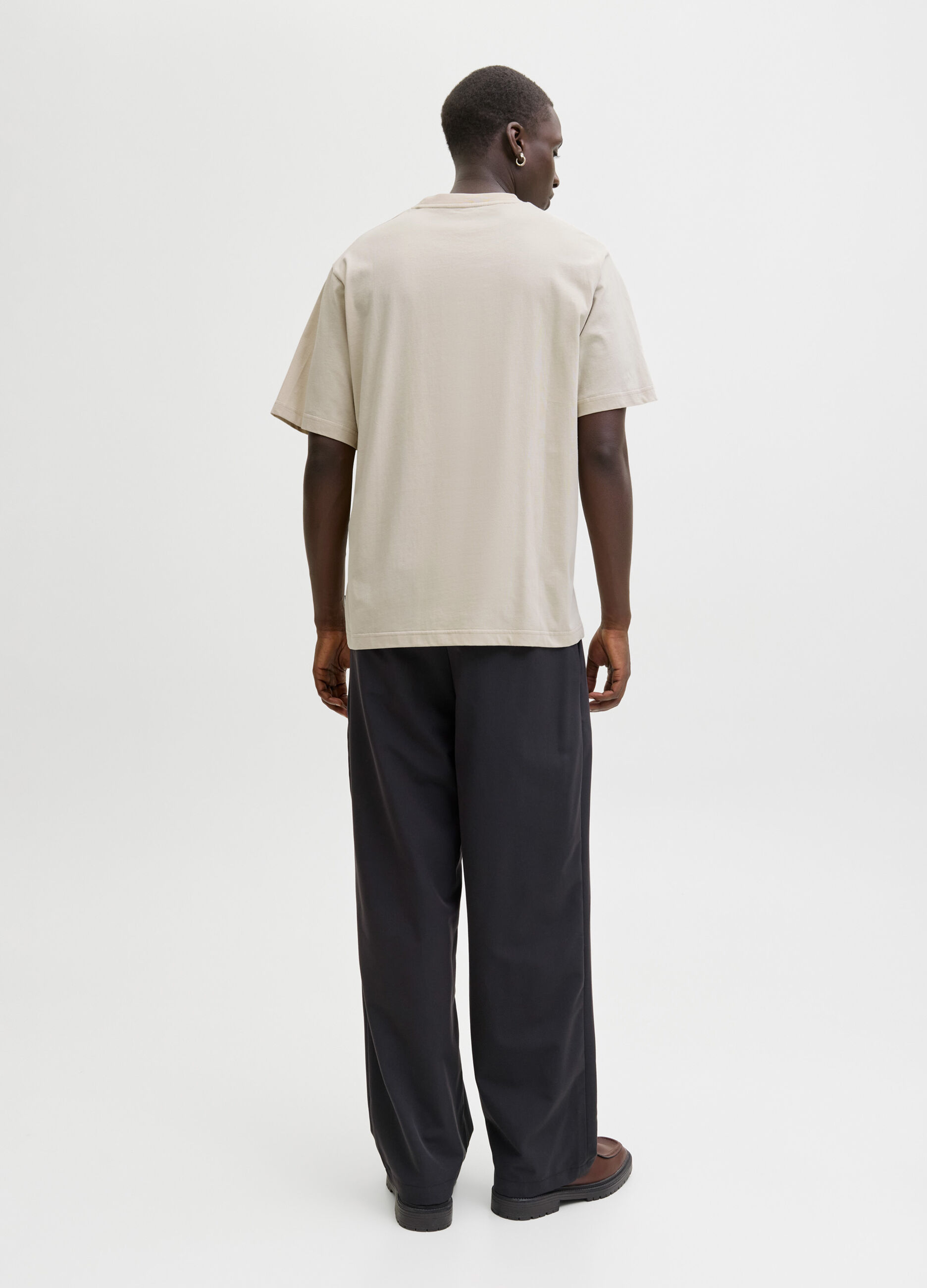 T-shirt loose fit con scritta uomo_1