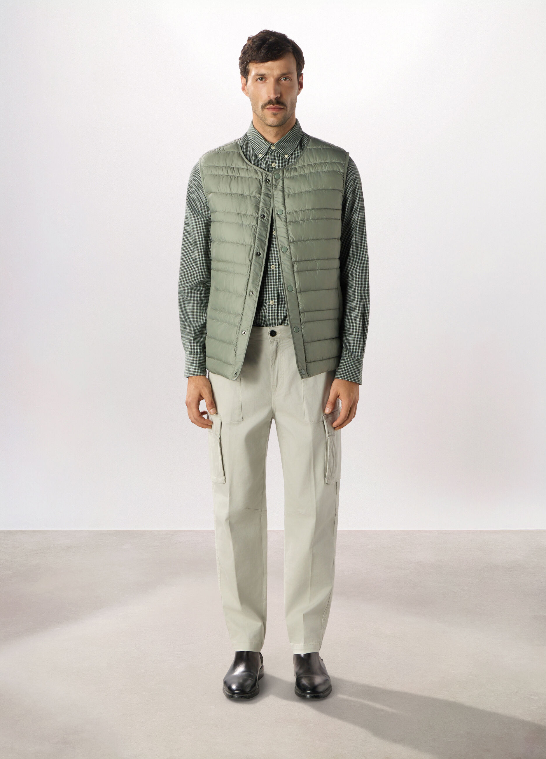 Gilet trapuntato e imbottito uomo_0