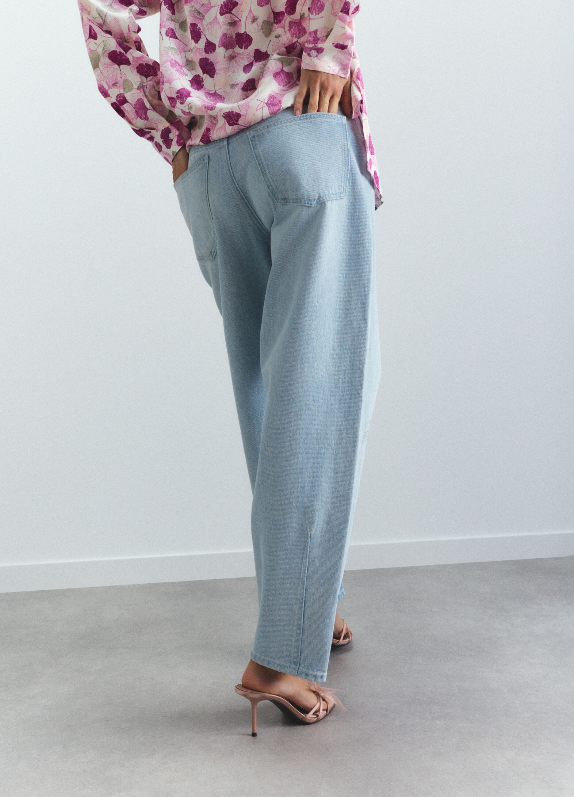Pantaloni Barrel Fit in denim di puro cotone donna _2