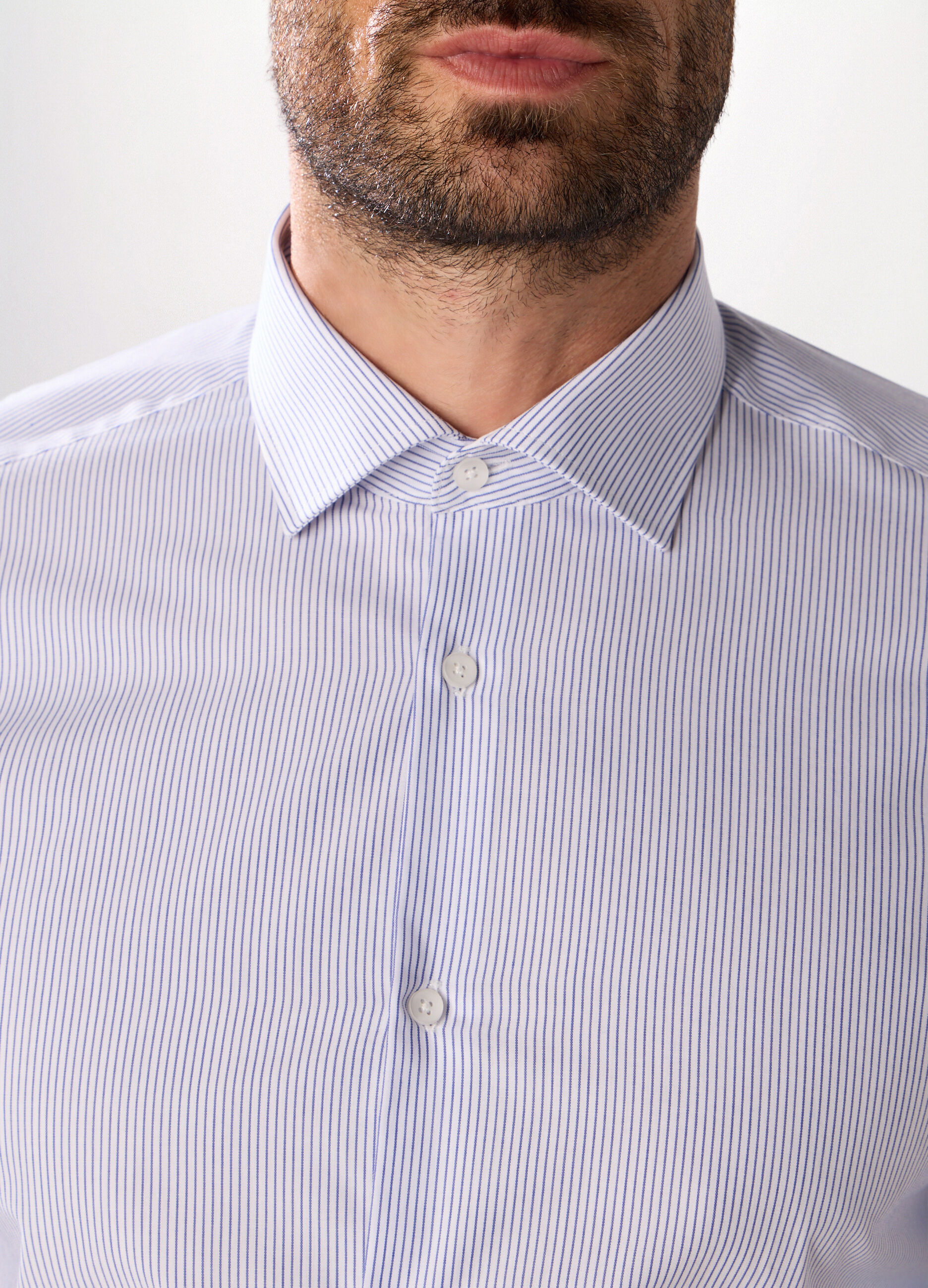 Camicia slim fit con micromotivo uomo_2