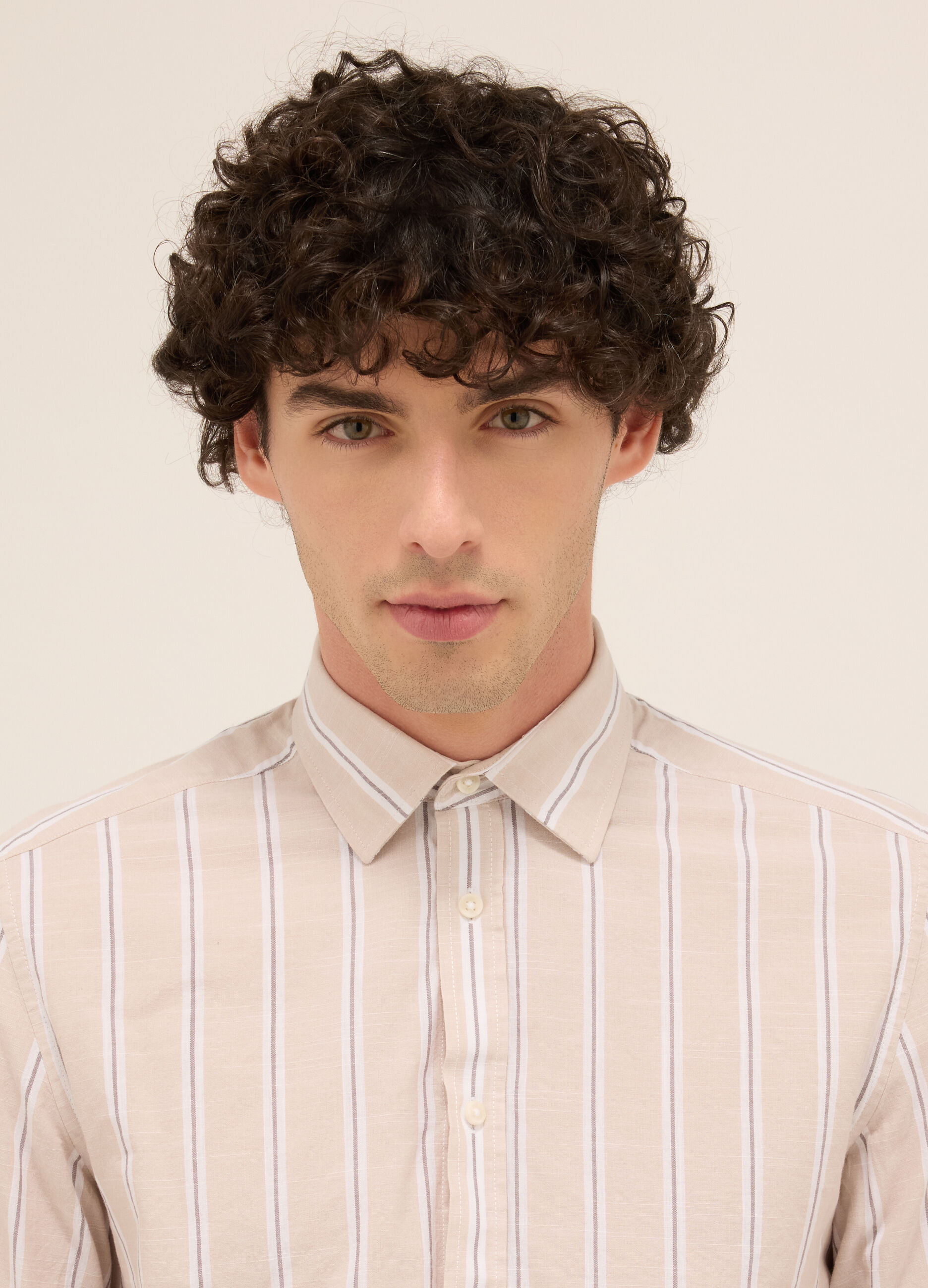 Camicia regular fit in puro cotone a righe larghe uomo_2