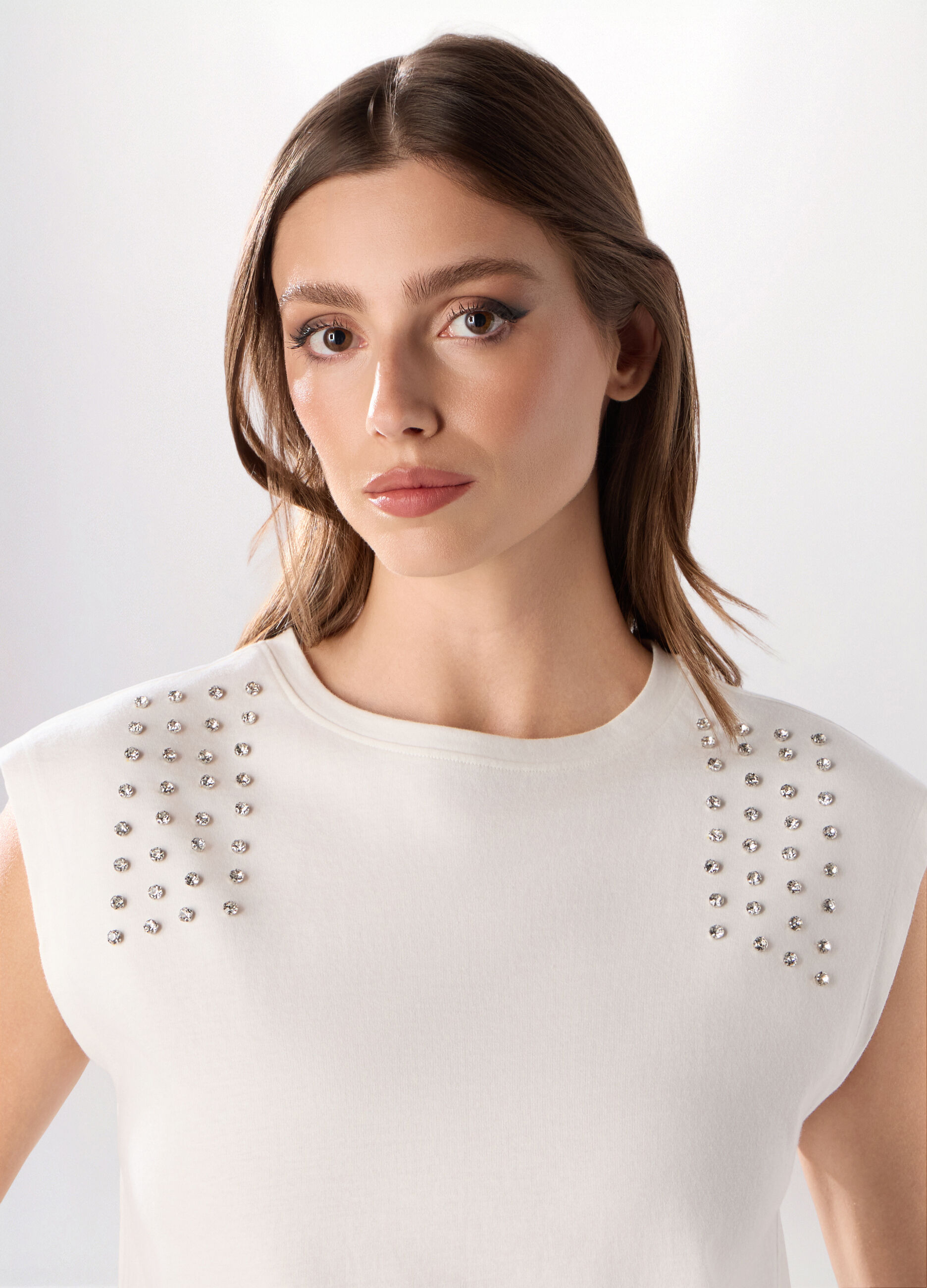 T-shirt smanicata in jersey di puro cotone donna_2