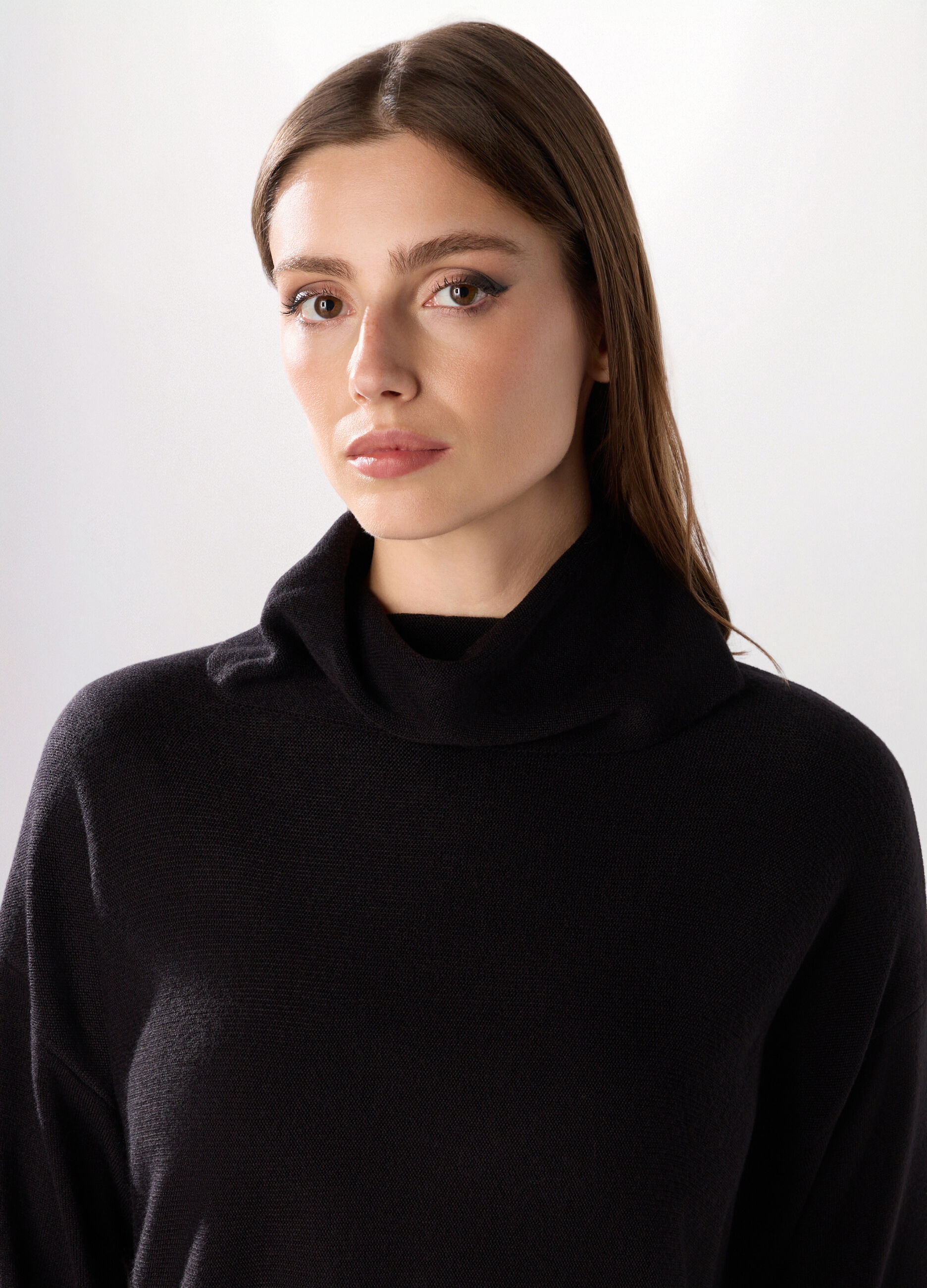 Maglione a collo alto donna_1