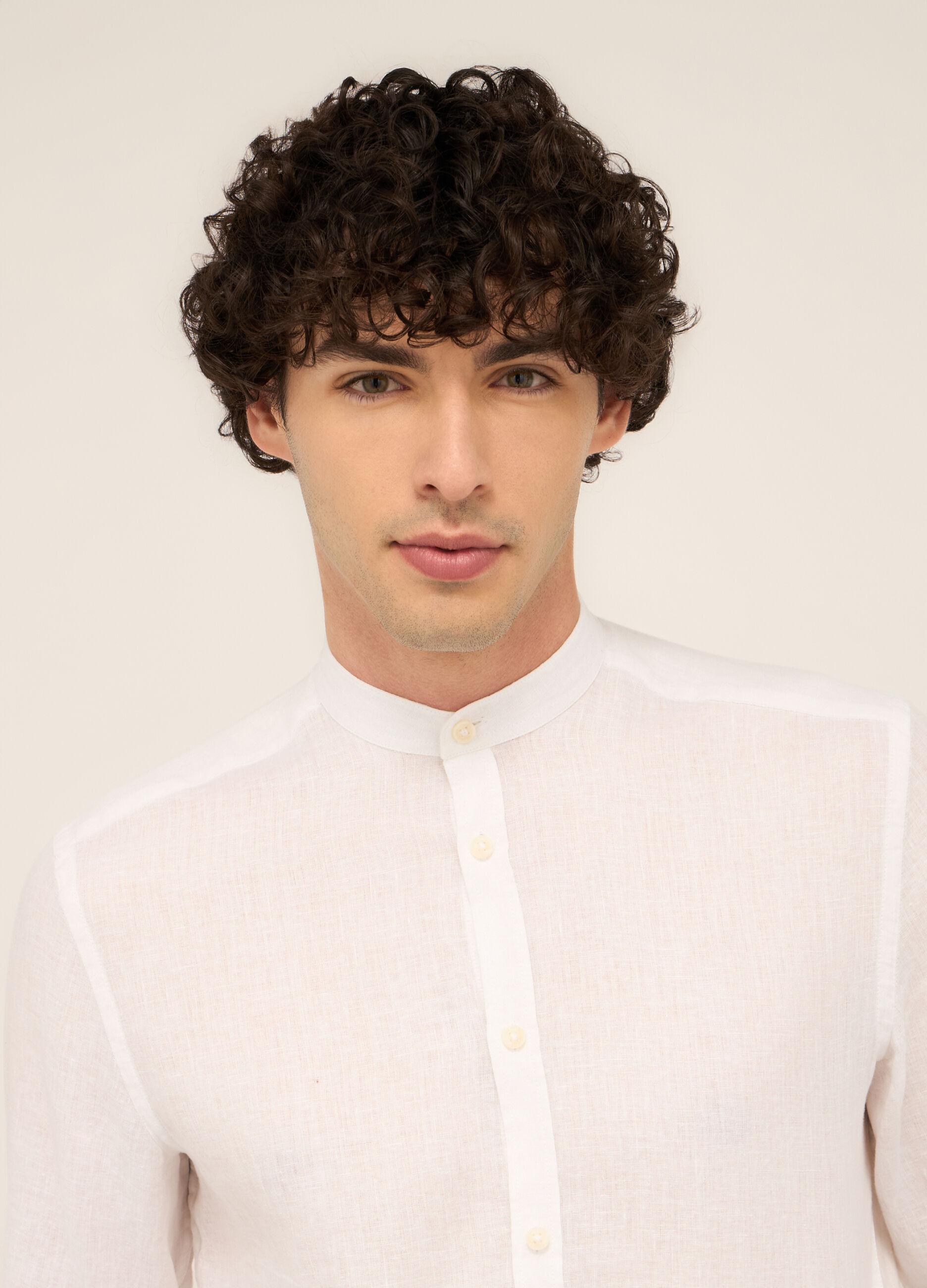 Camicia colletto coreano in puro lino uomo