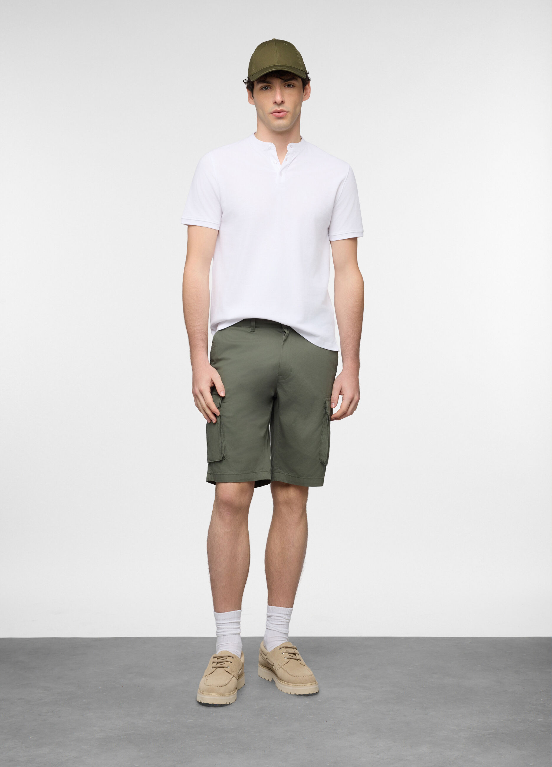 Bermuda cargo in twill di cotone uomo_0