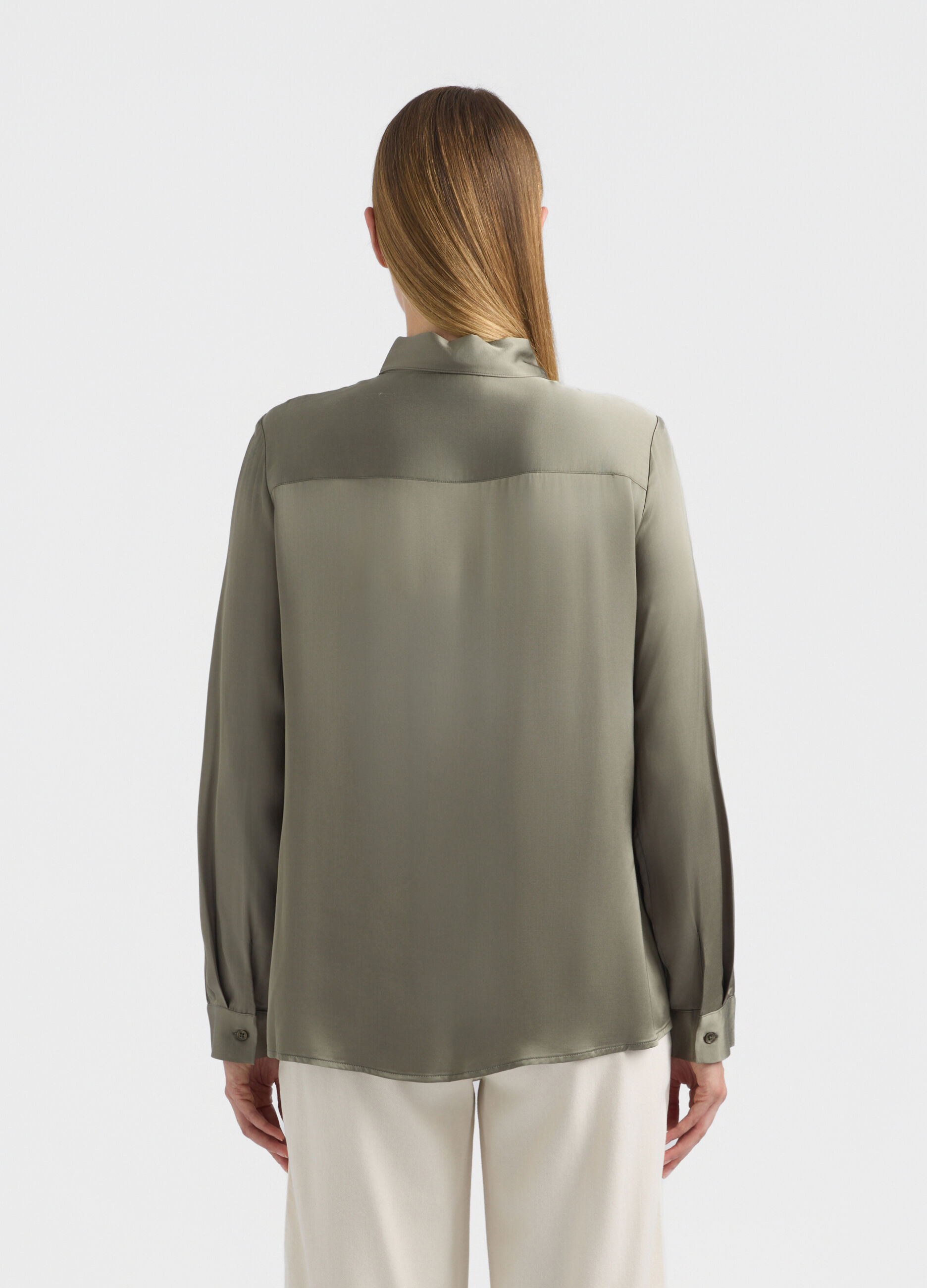 Camicia Fit Regular con colletto alla francese in raso di pura viscosa donna_2