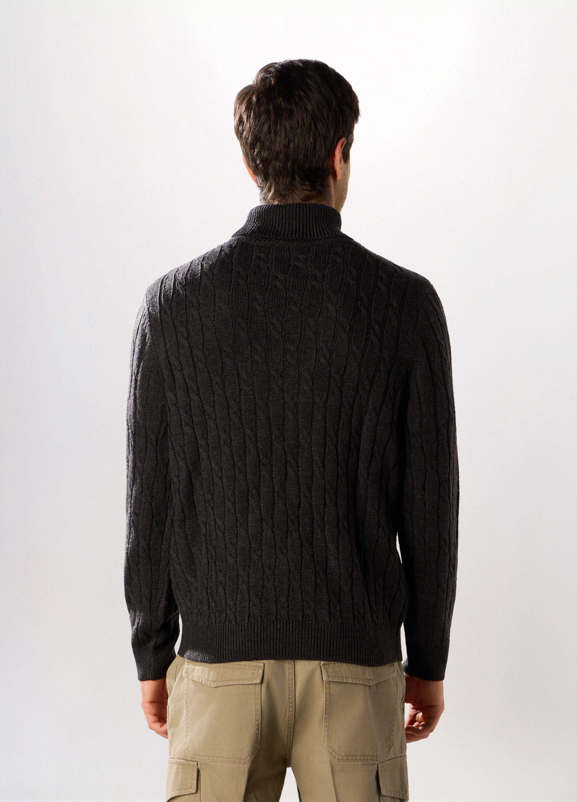 Maglione dolcevita a trecce uomo_1