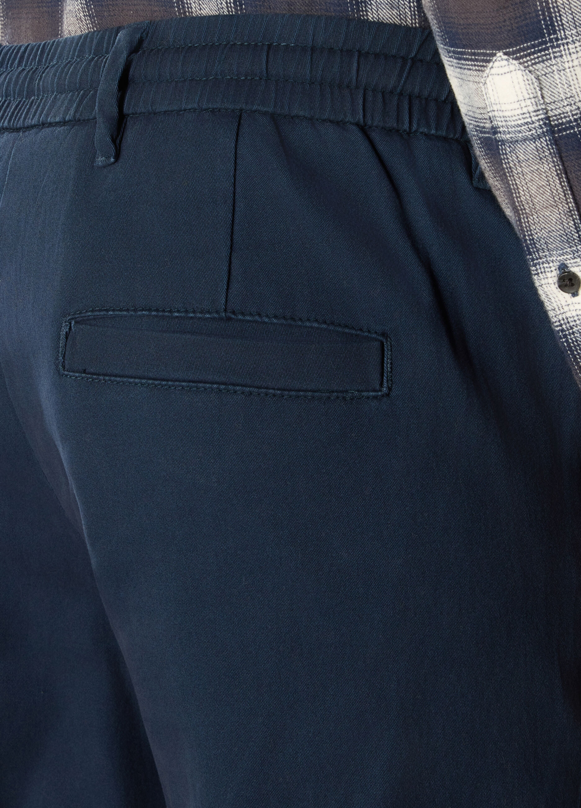 Pantaloni chino in cotone stretch uomo_2