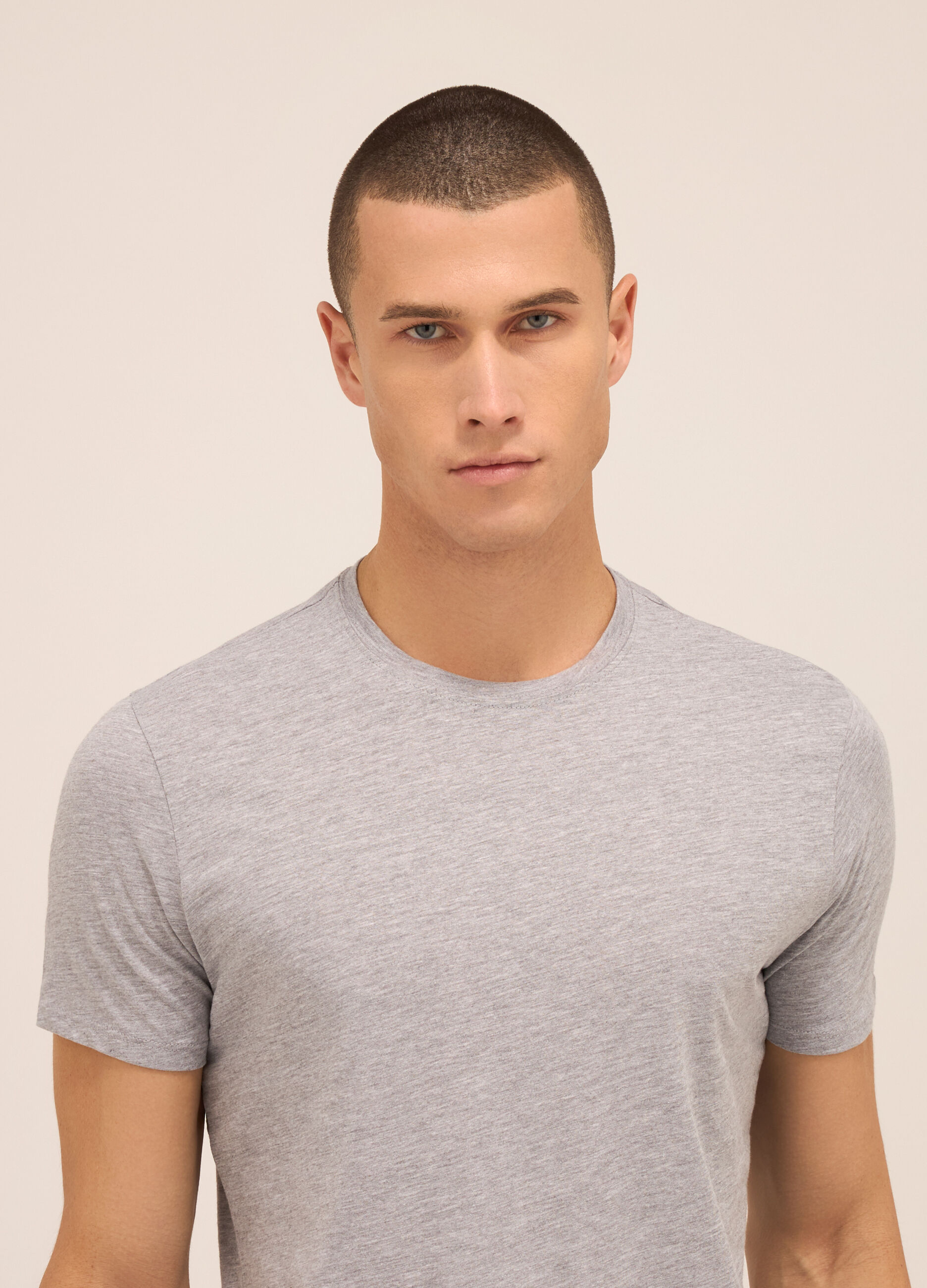 T-shirt girocollo in puro cotone uomo_2