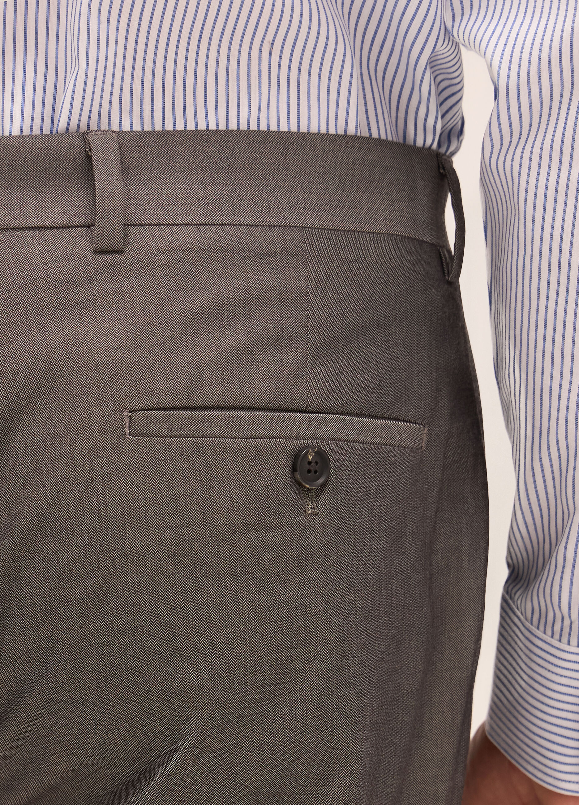 Pantalone slim fit in tessuto stretch uomo_2