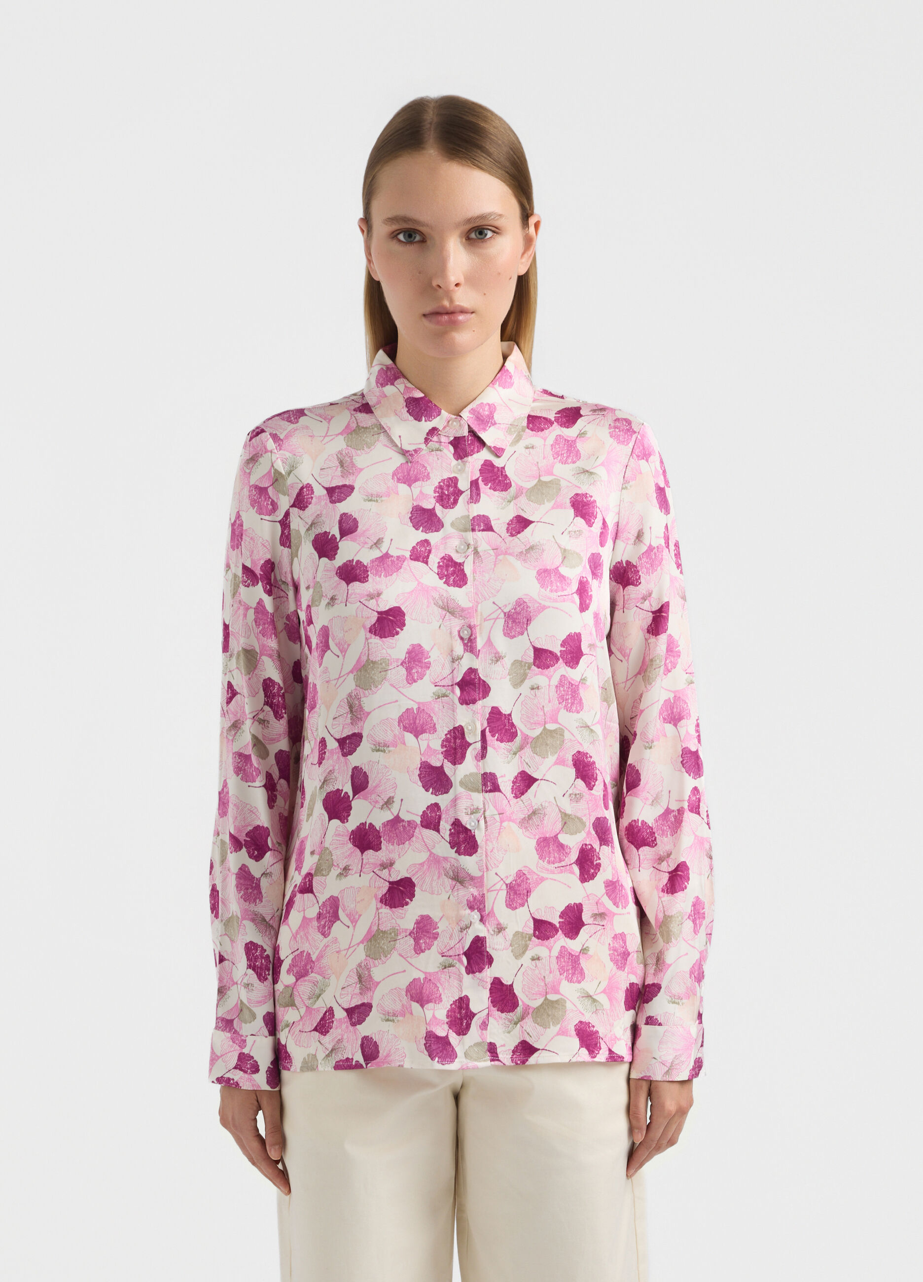 Camicia Fit Regular con colletto alla francese in raso di pura viscosa donna_1