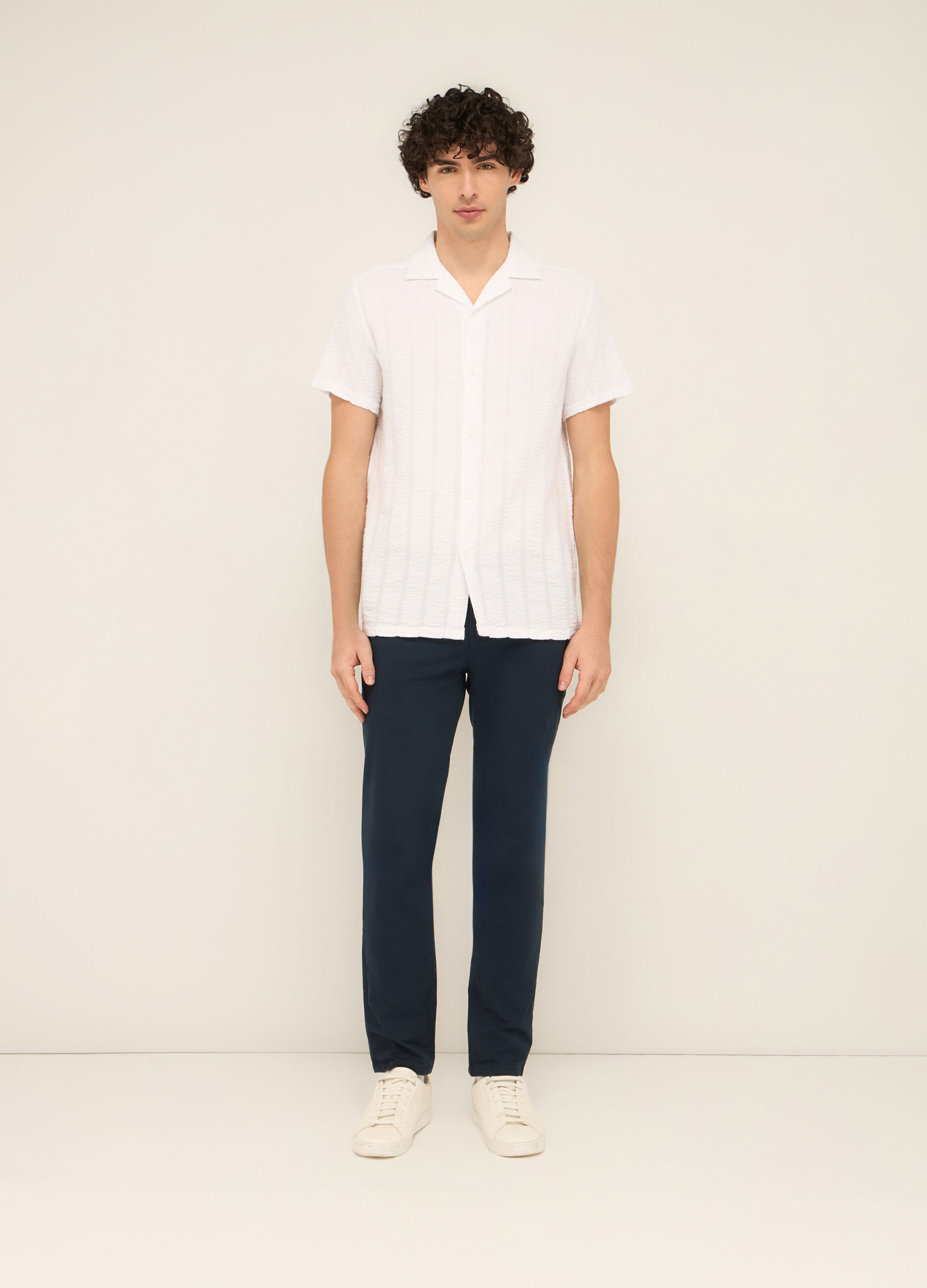 Pantaloni chino in cotone stretch uomo_0