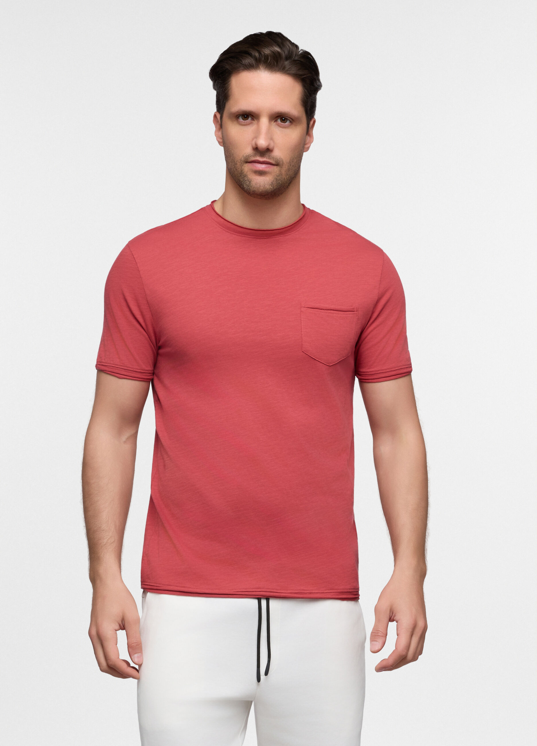 T-shirt in cotone con taschino uomo_0