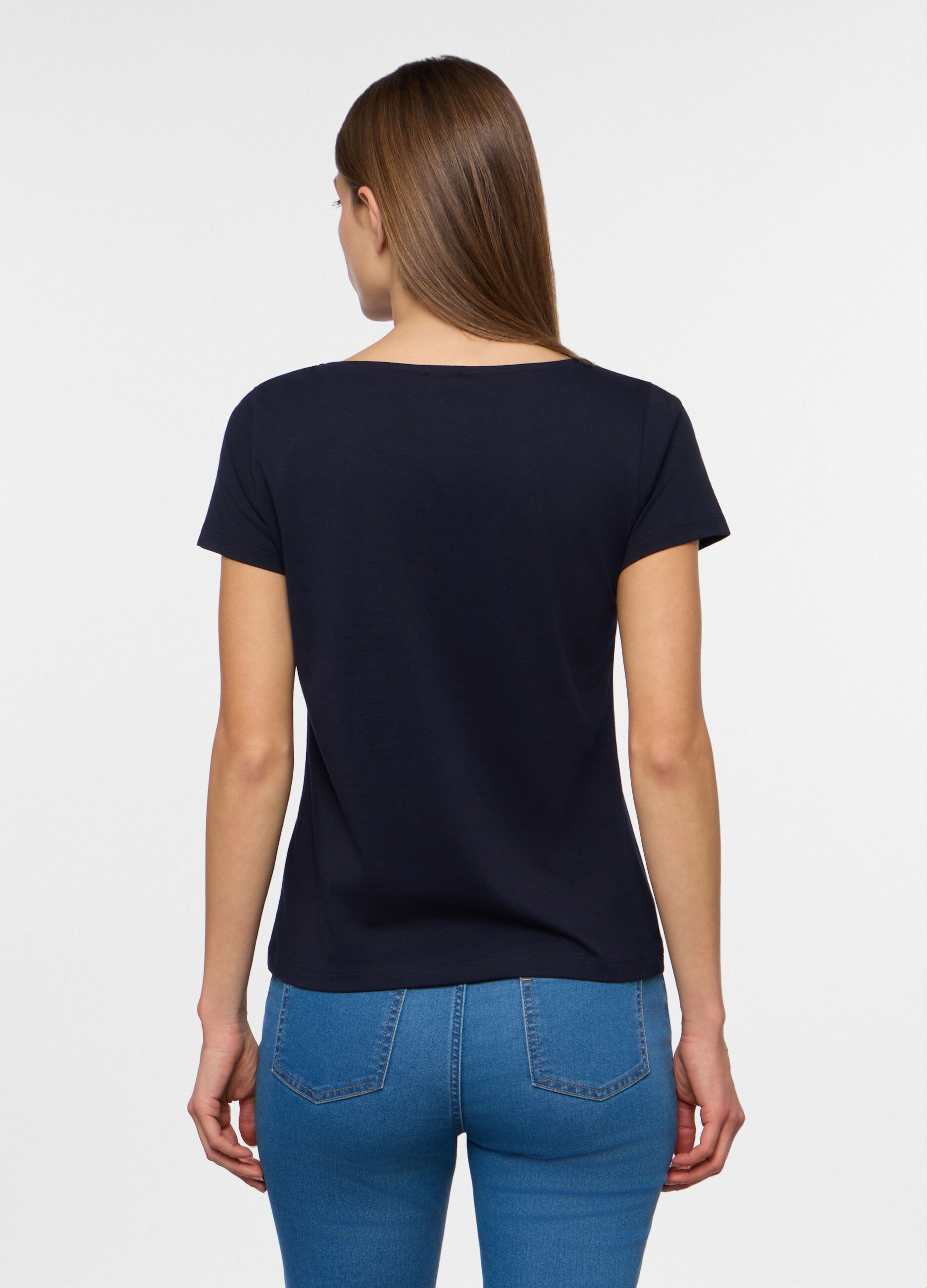 T-shirt con scollo a barchetta donna_1