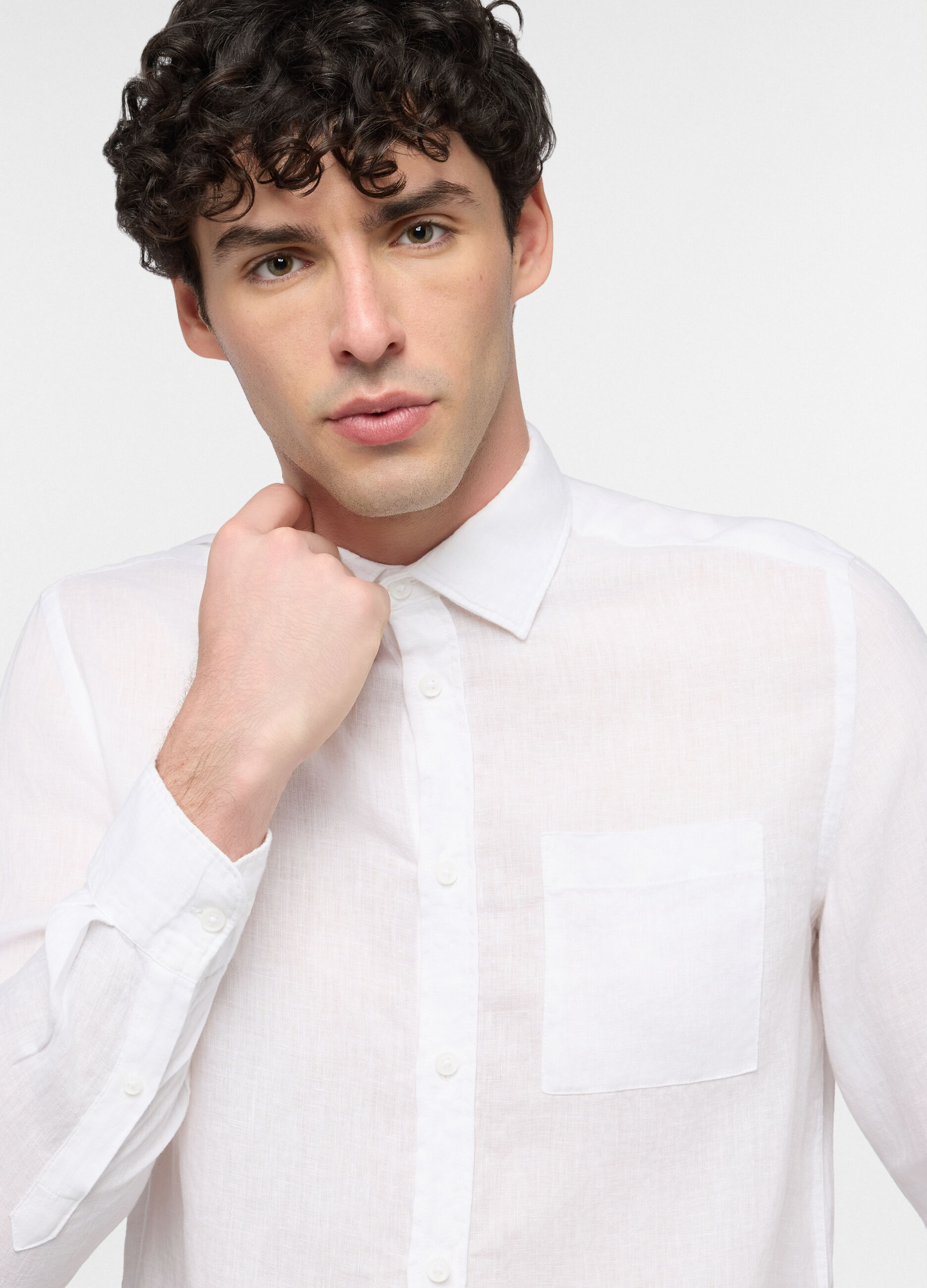 Camicia regular fit con colletto classico in lino uomo_2