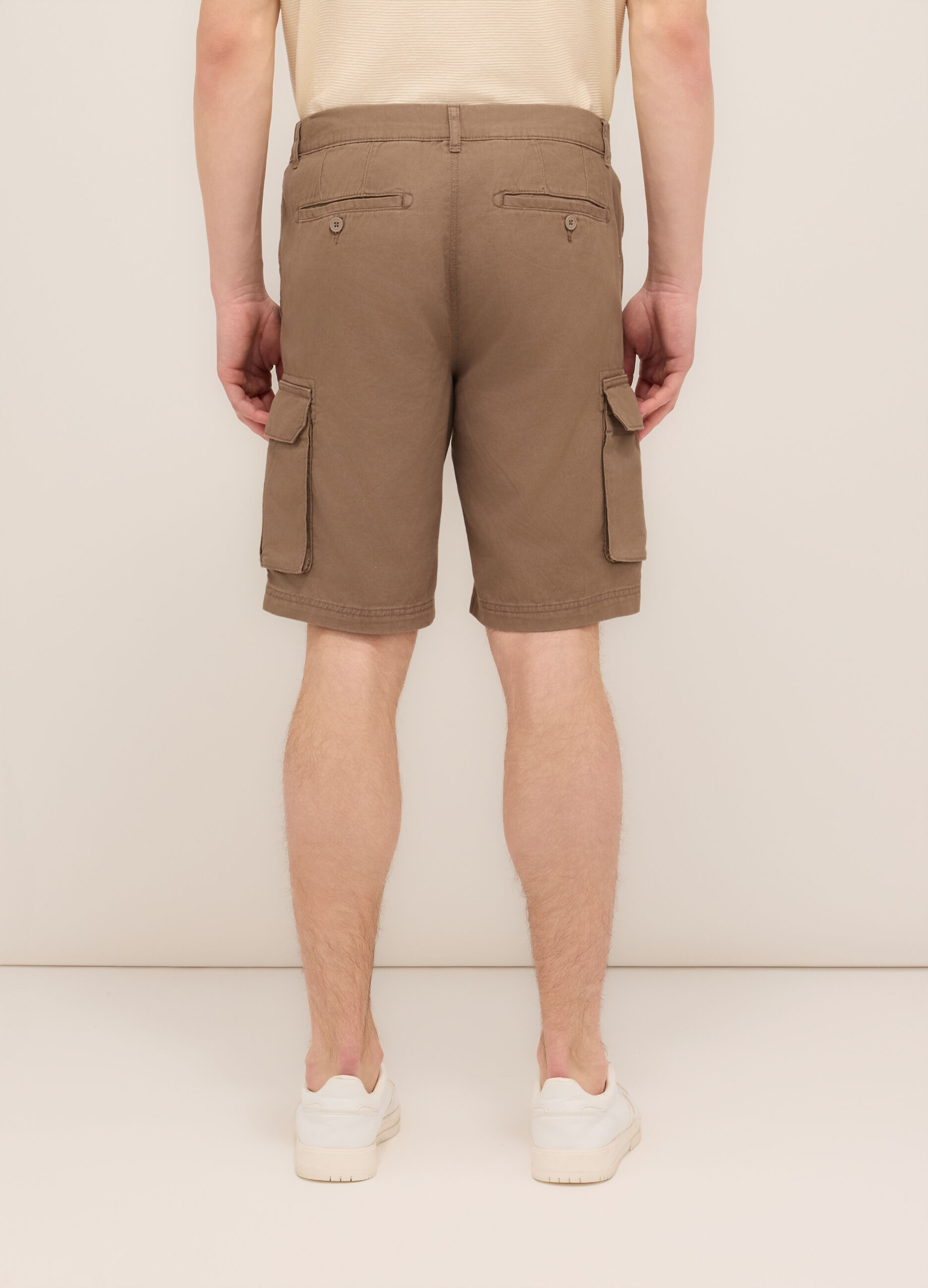 Bermuda cargo in twill di cotone uomo_1