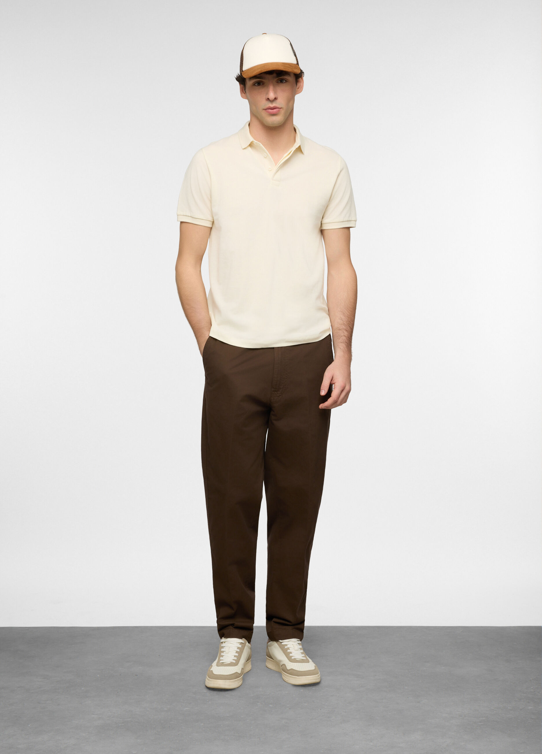 Pantalone chino relaxed fit in cotone uomo_0
