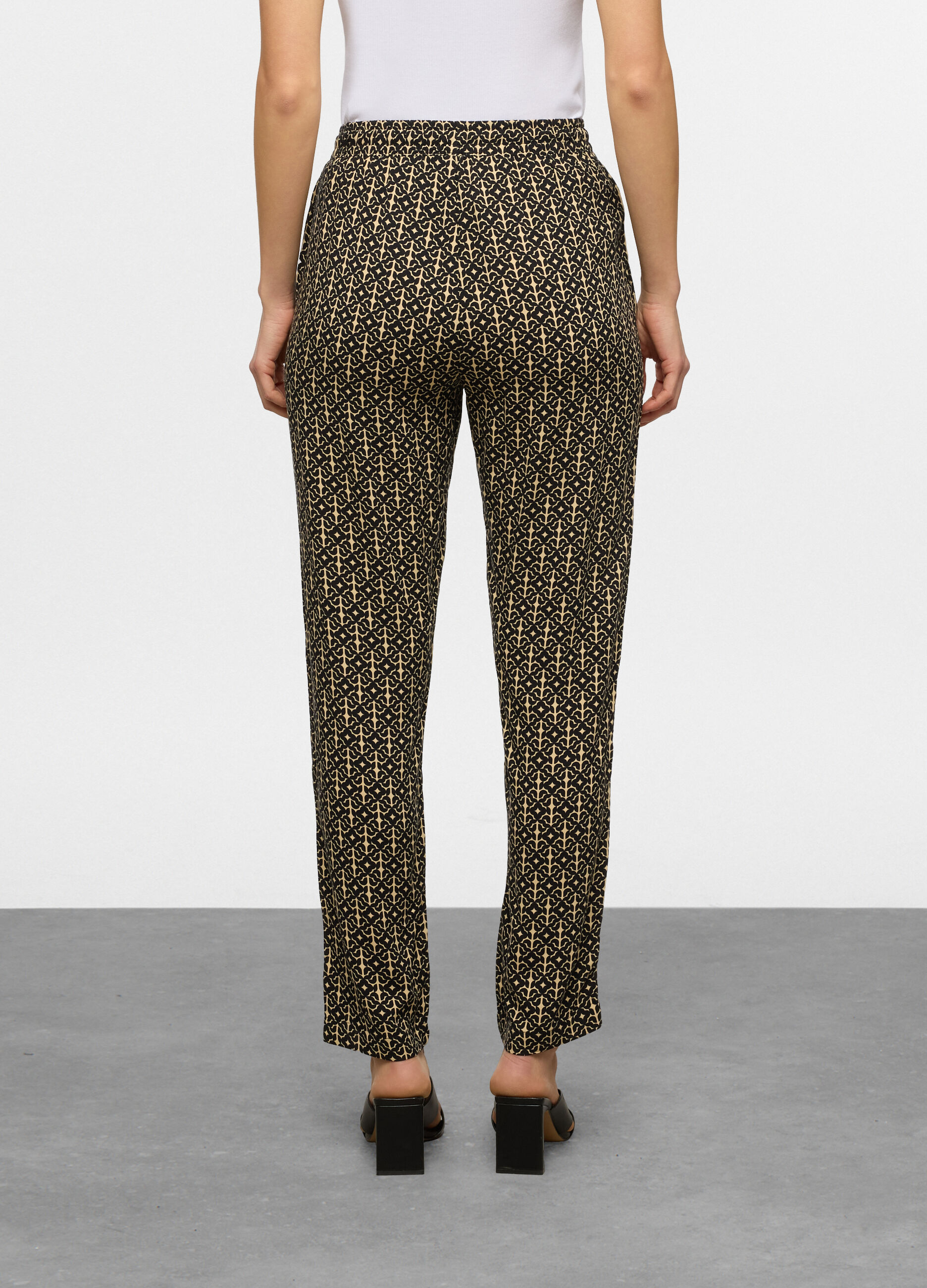 Jogger in pura viscosa donna_1