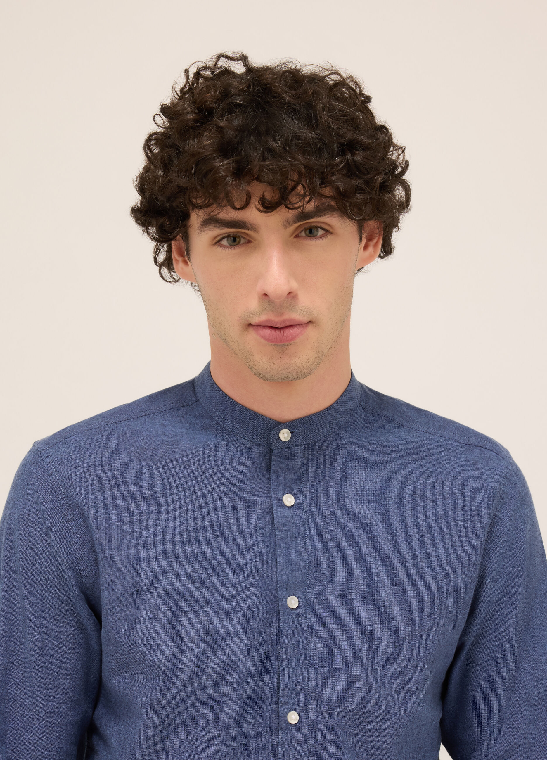 Camicia colletto alla coreana in cotone e lino uomo_2