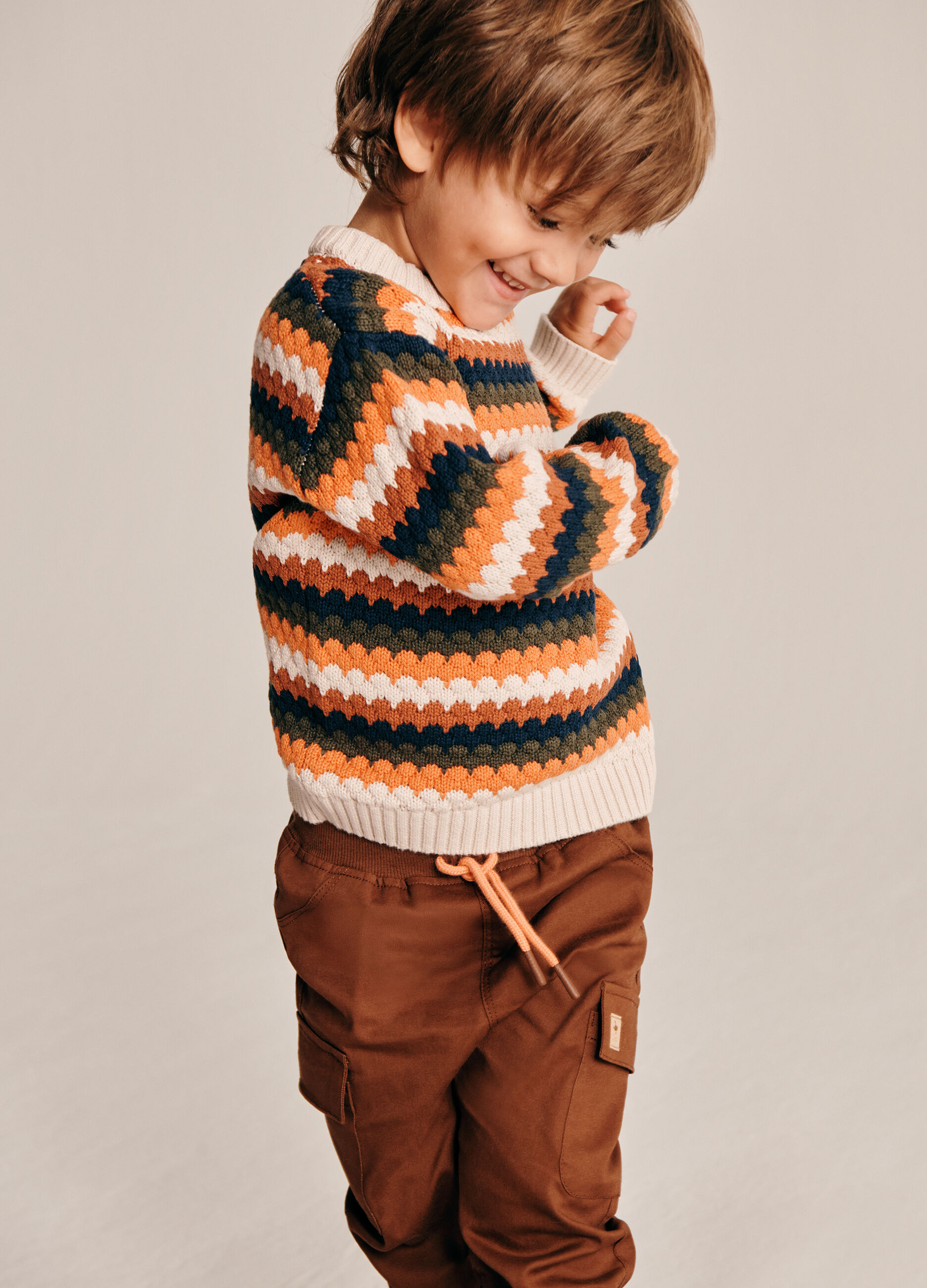 Maglione multicolor in cotone per neonato_0