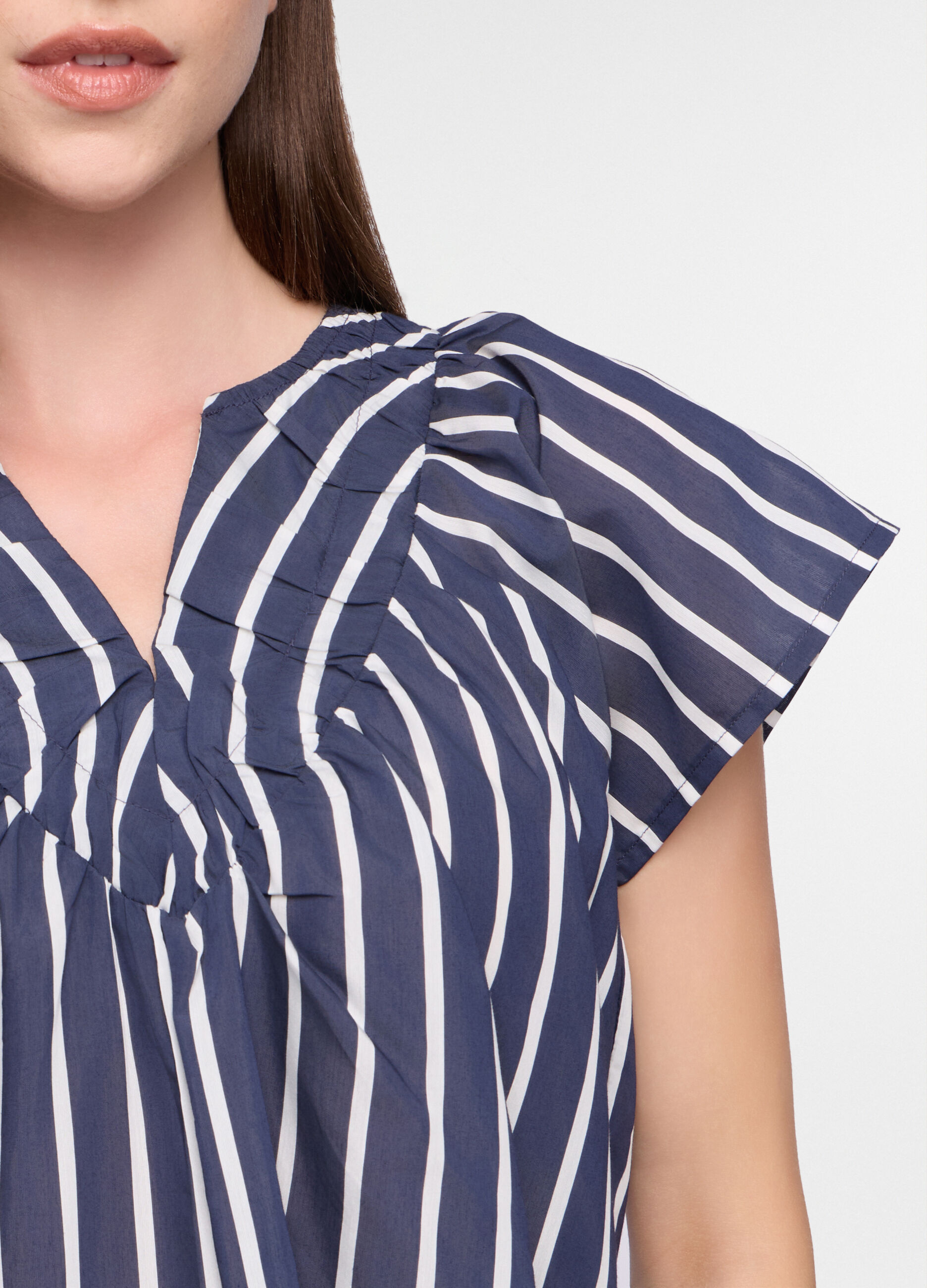 Blusa Fit over con scollo a V misto modal donna_2