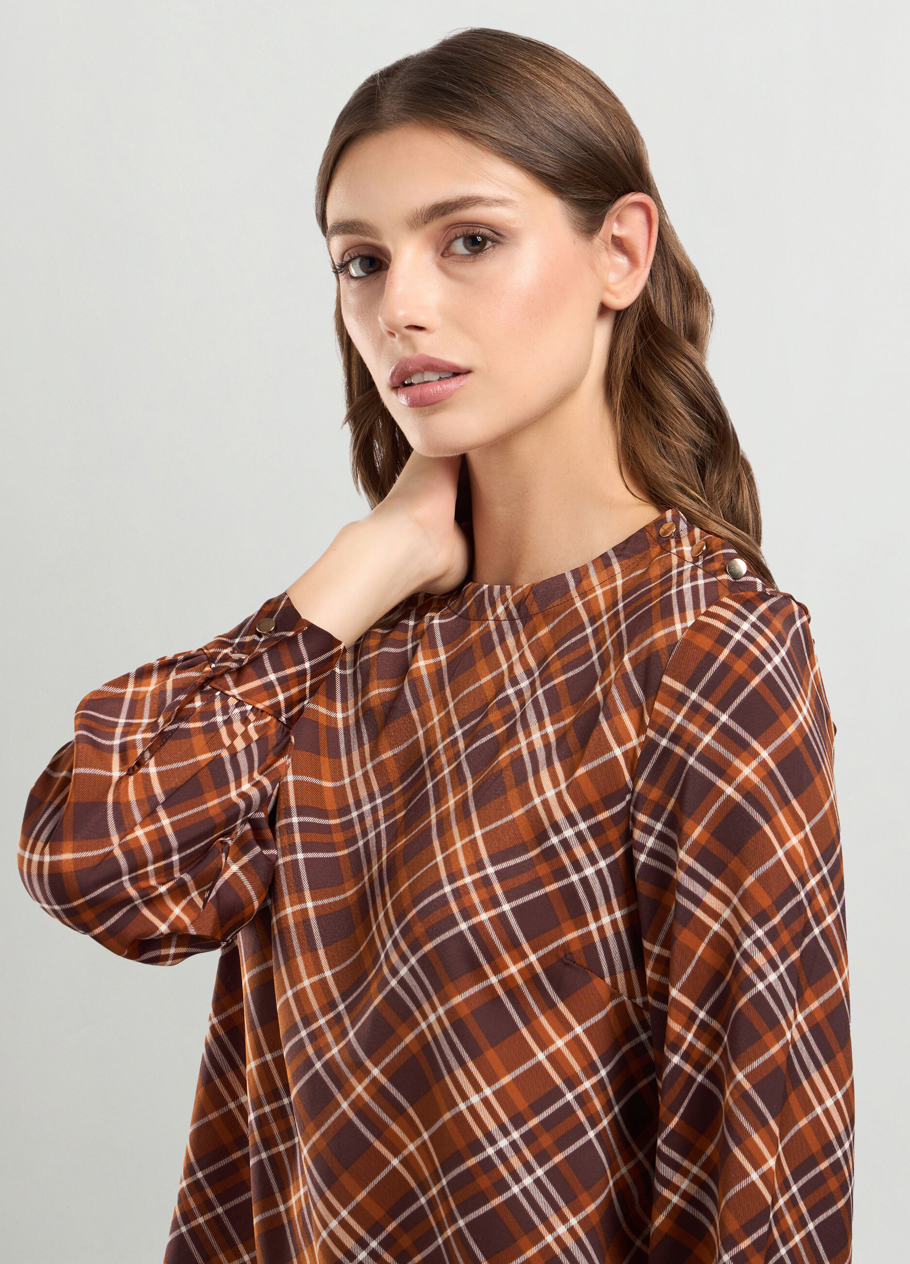 Blusa in raso con stampa donna_2