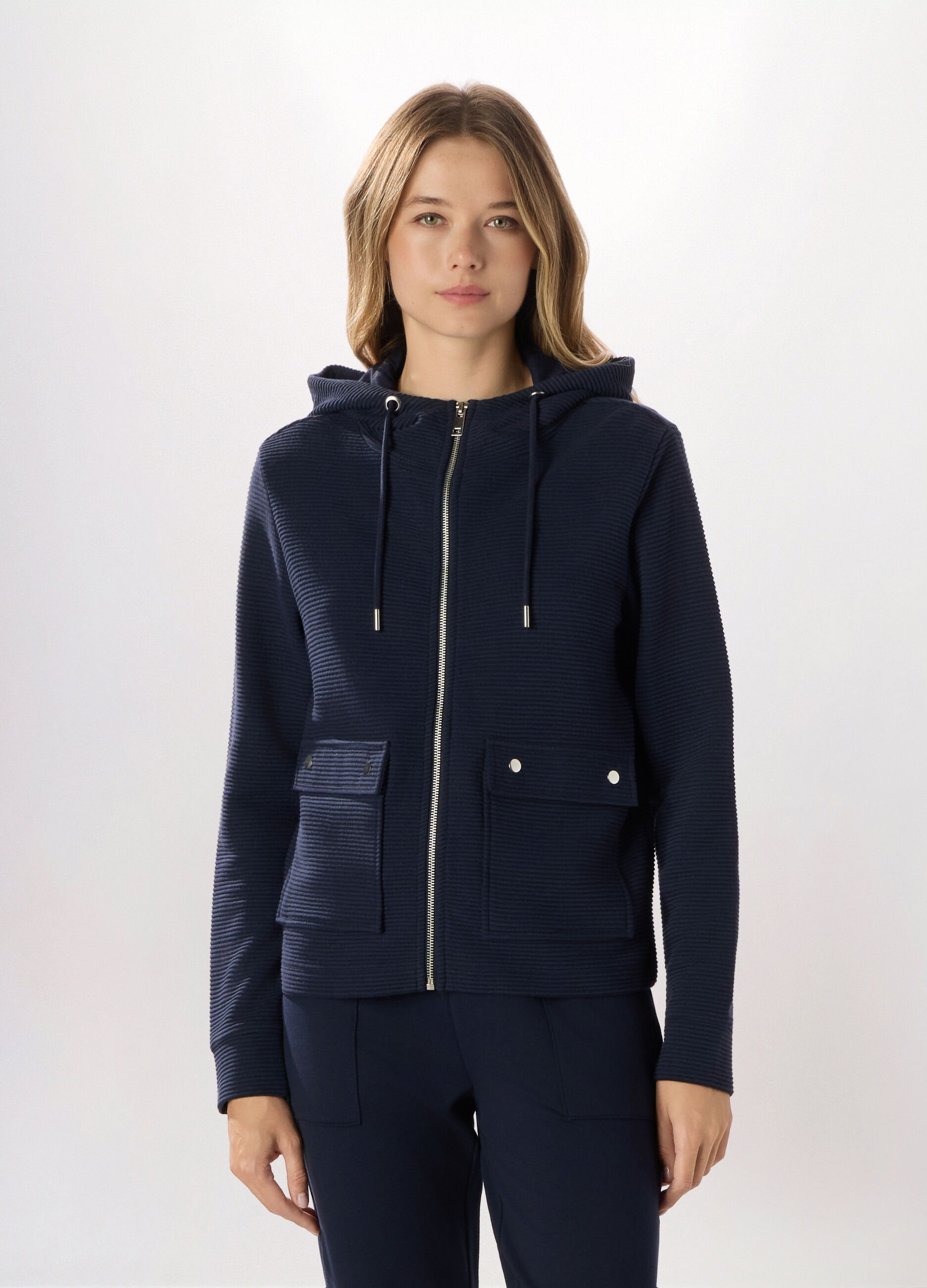 Giacca con cappuccio donna_0