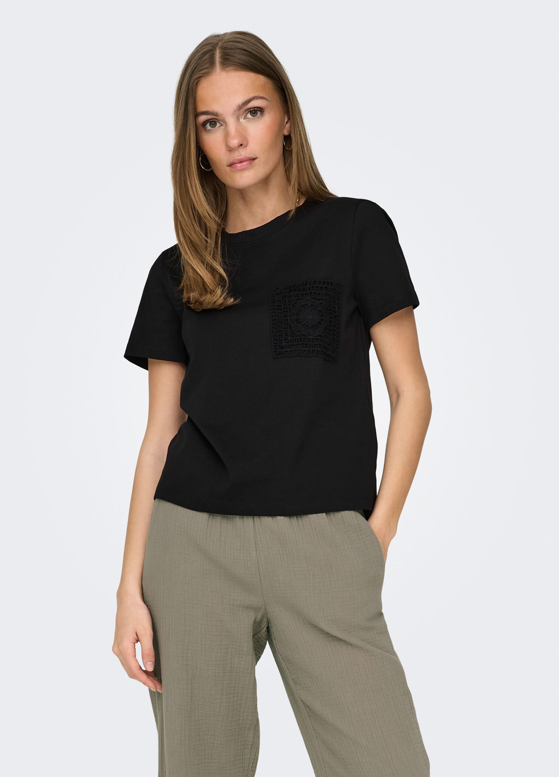 T-shirt a maniche corte donna_2
