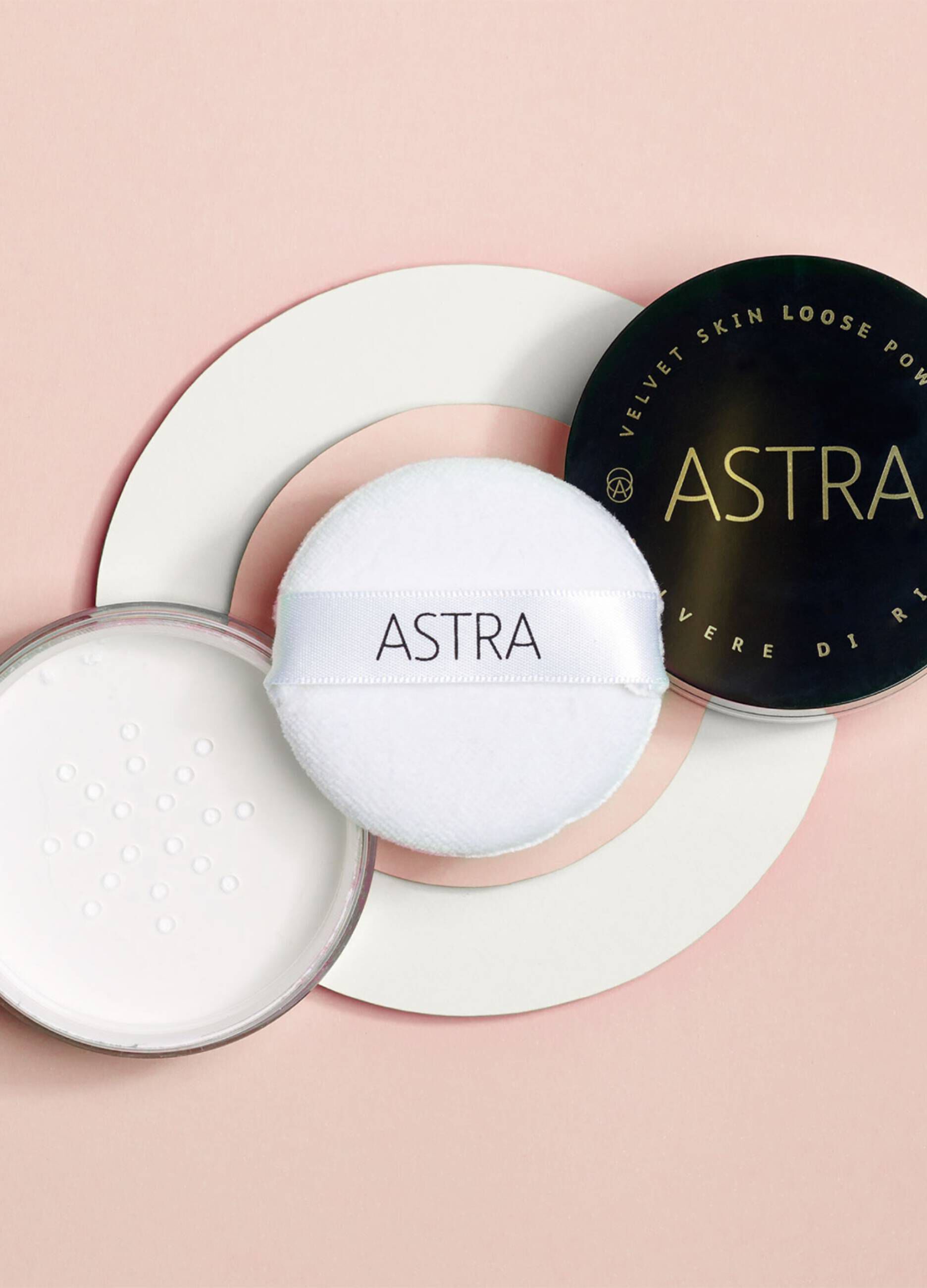 Velvet Skin Loose Powder - Astra Make-Up_2