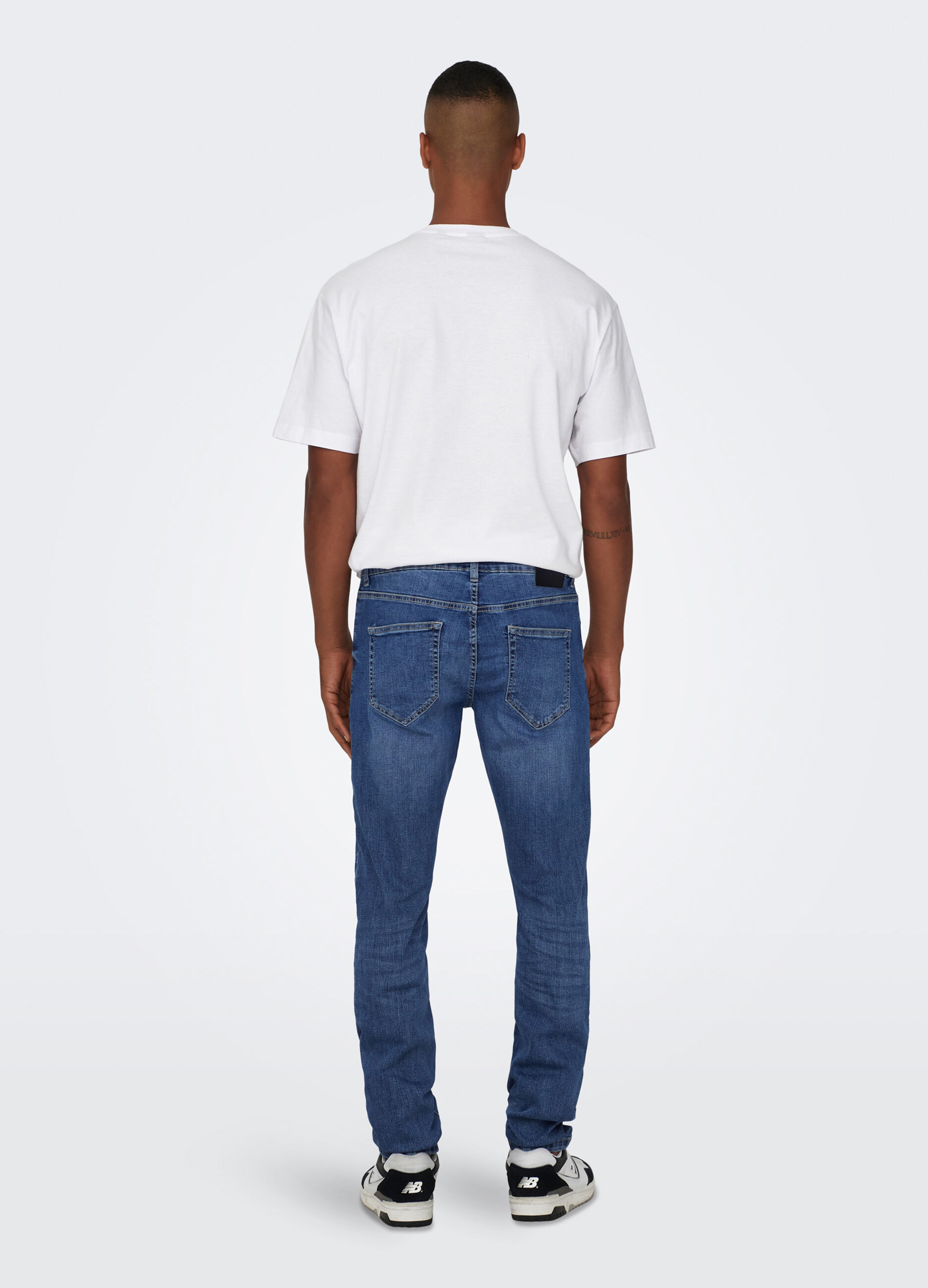 Jeans slim fit in denim uomo_1