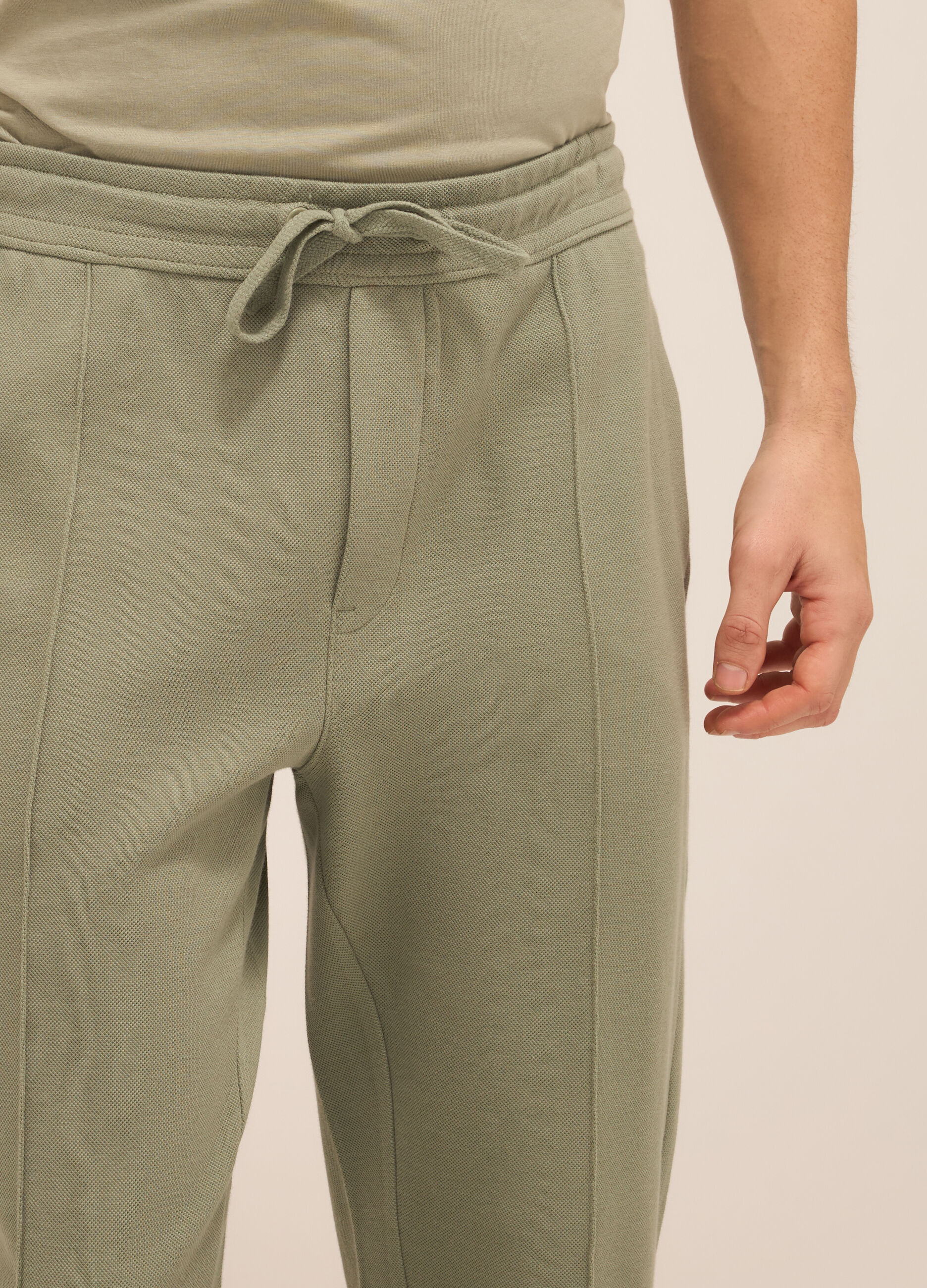 Jogger con piega in puro cotone uomo_2