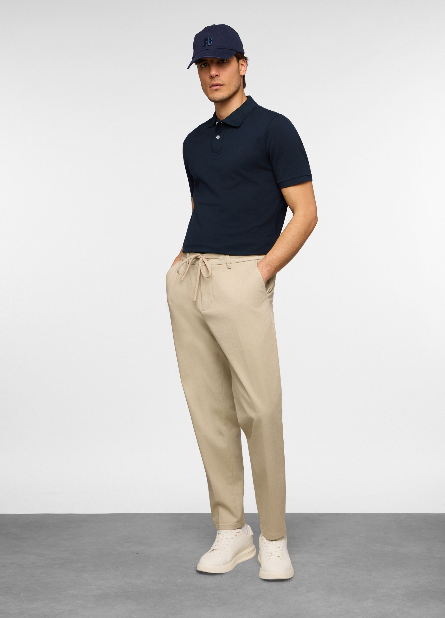 Pantaloni chino relaxed fit in twill di cotone uomo_0