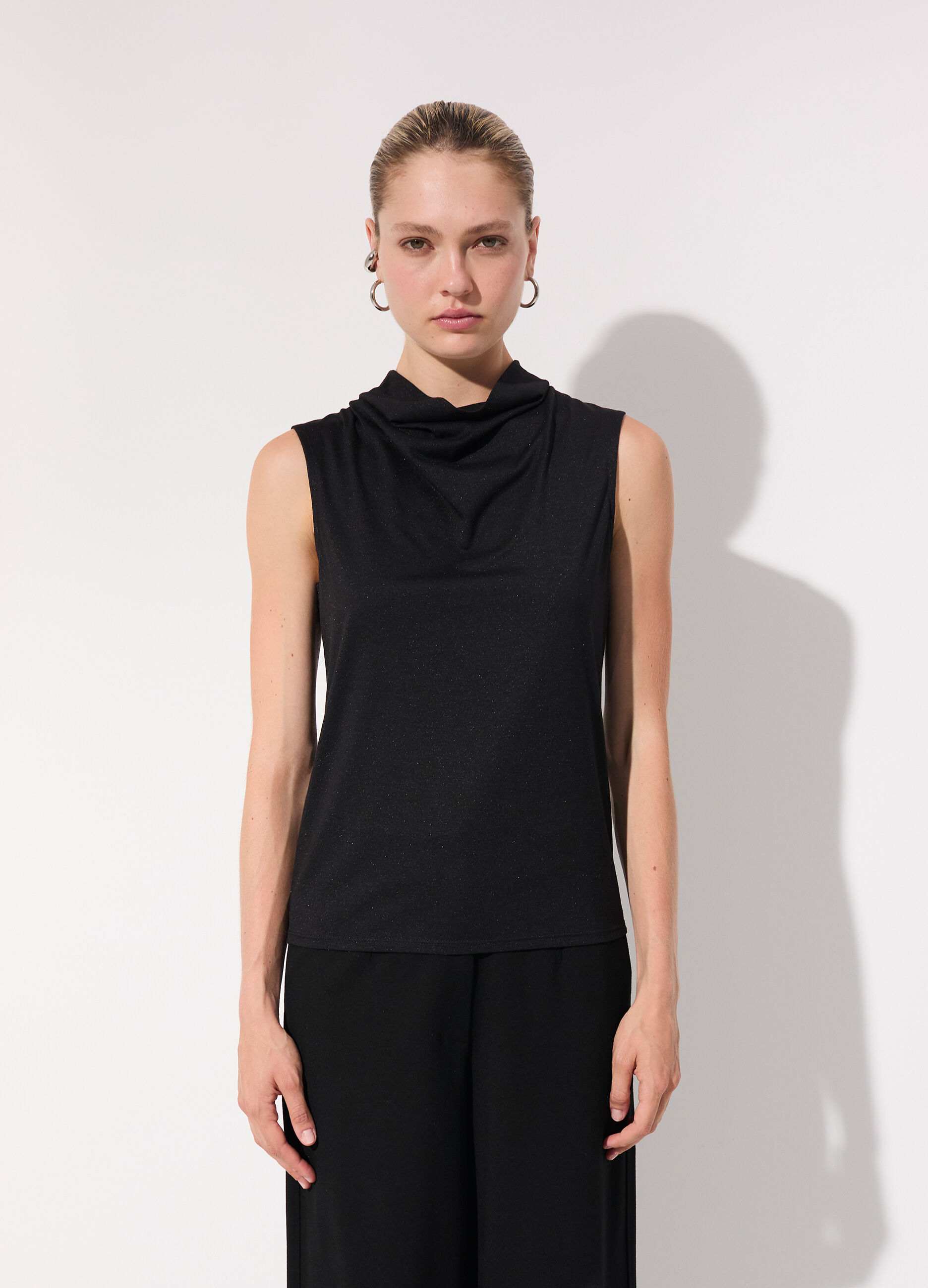 Lupetto smanicato in filo lurex donna_1