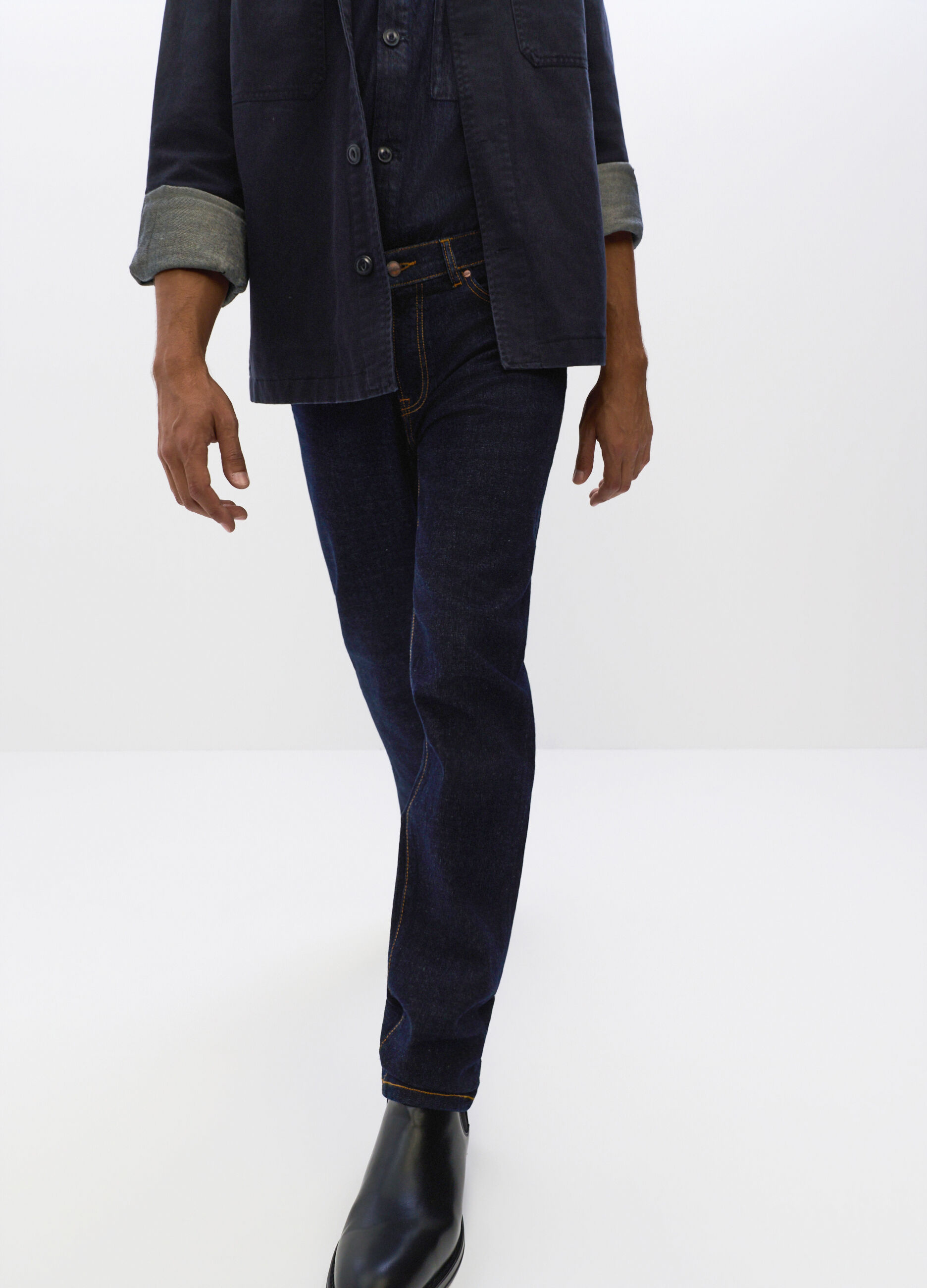 Jeans slim fit in denim lavato uomo_2