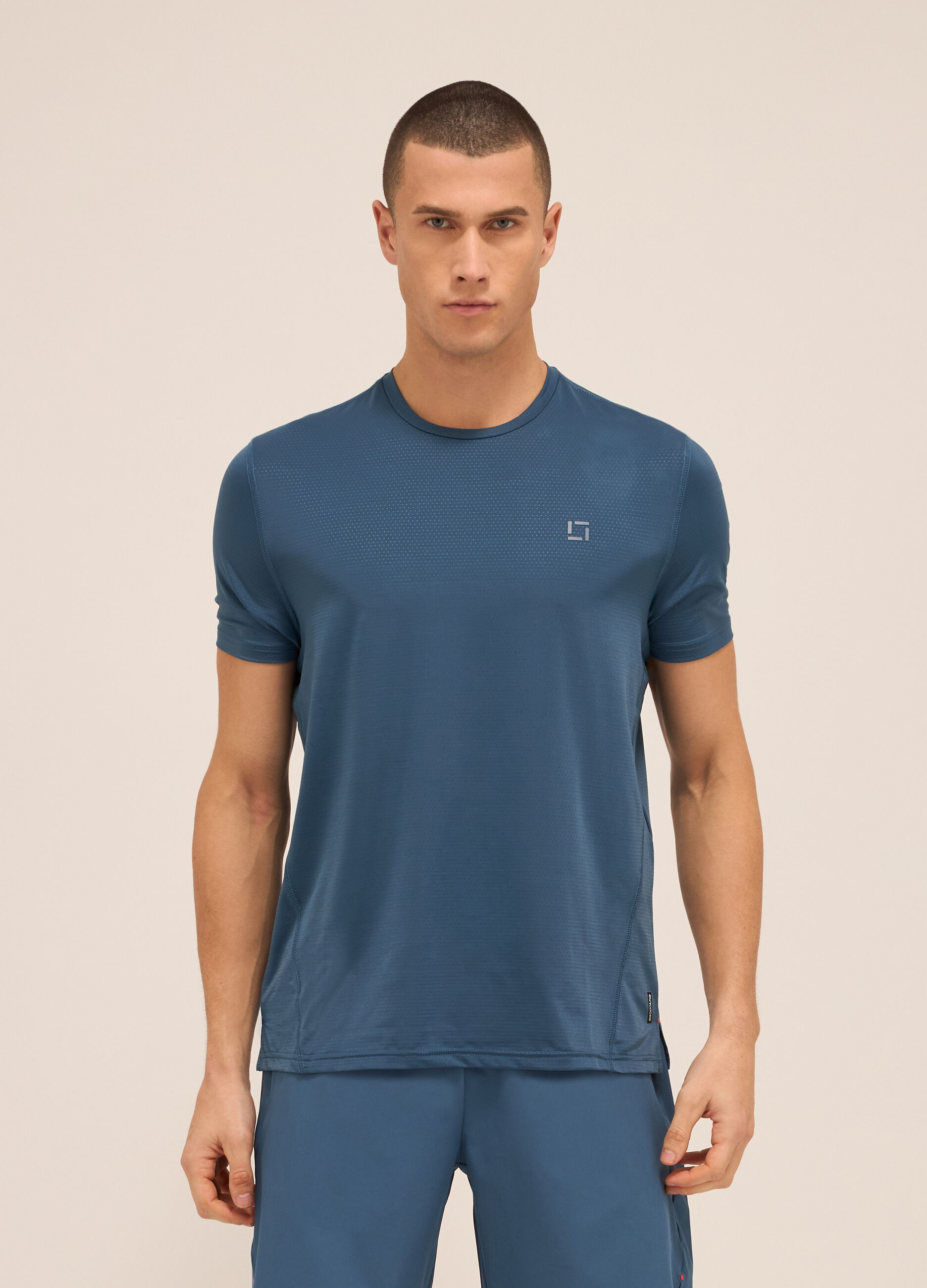 T-shirt tecnica a maniche corte uomo_0