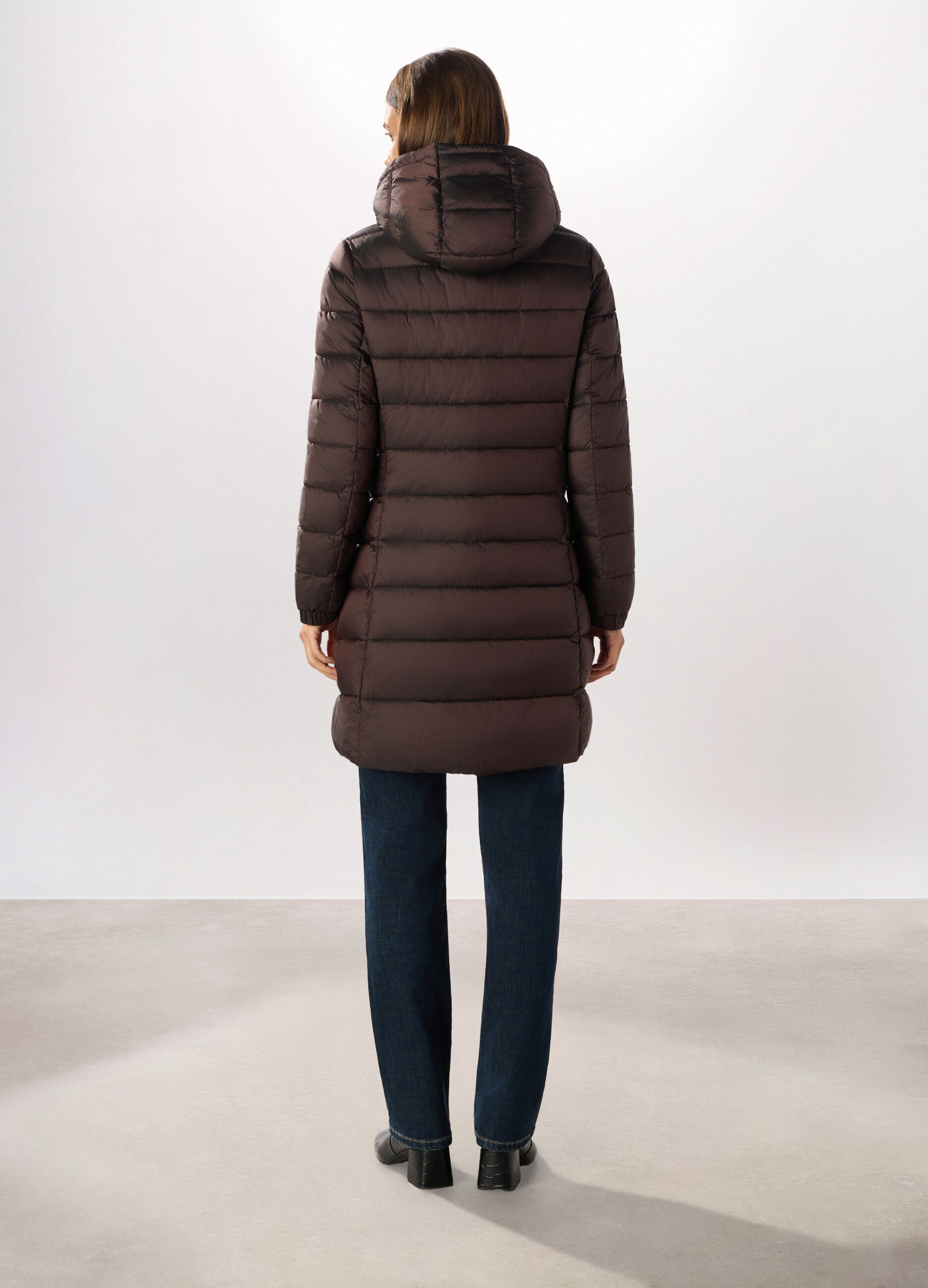 Giubbotto imbottito con cappuccio donna_1