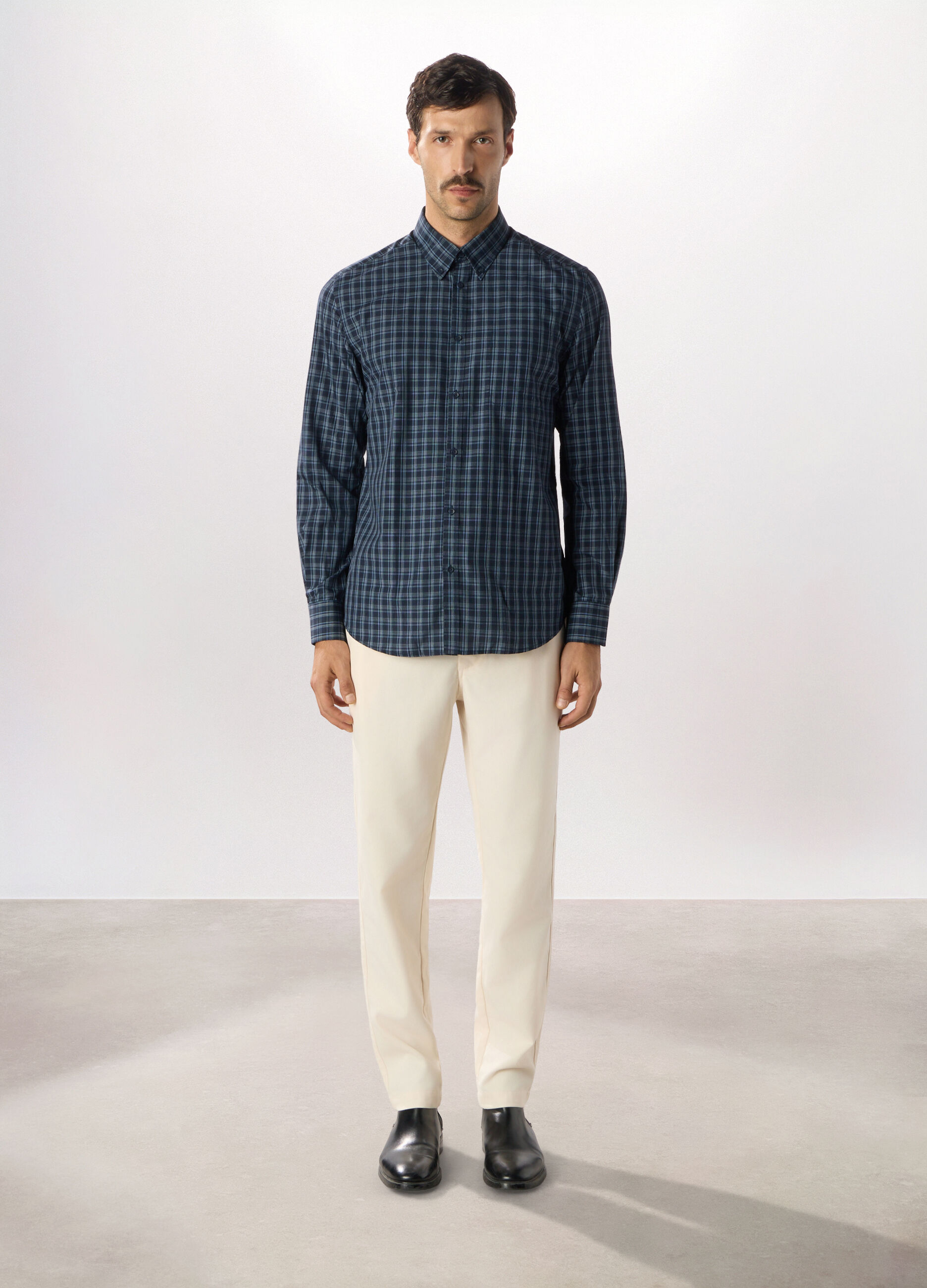 Pantalone chino in twill misto viscosa uomo_0