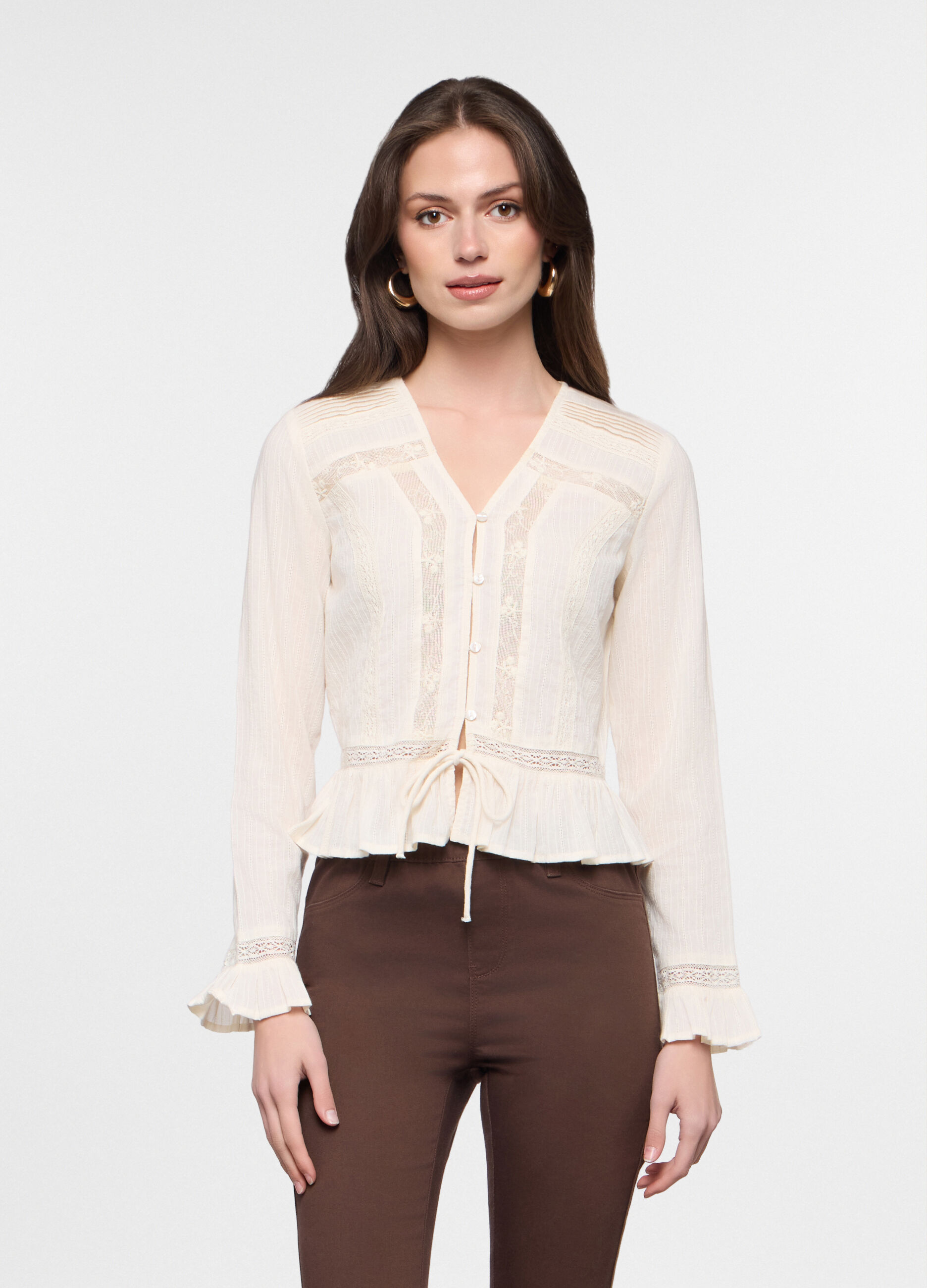 Camicia fit regular con scollo a V in puro cotone donna_0