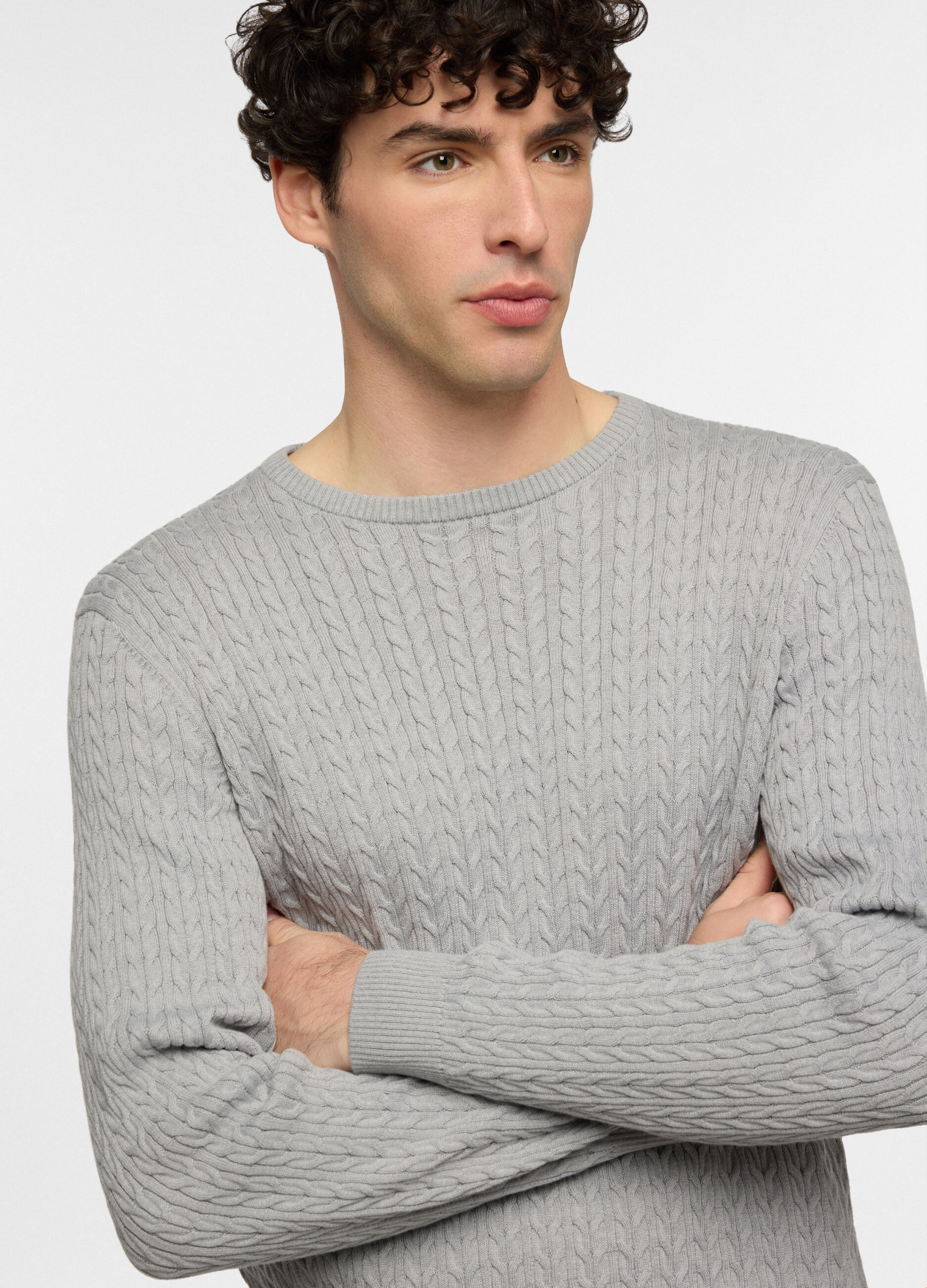Maglione girocollo a trecce uomo_2