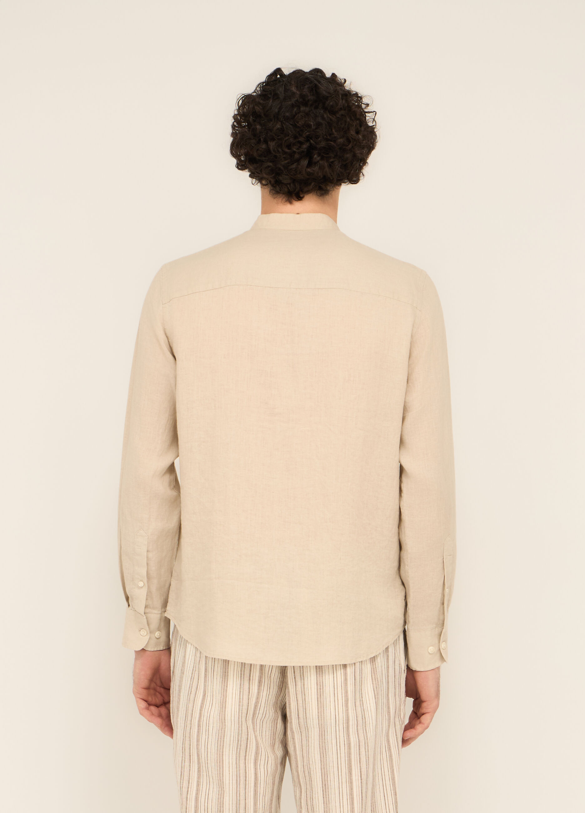 Camicia colletto coreano in puro lino uomo_1