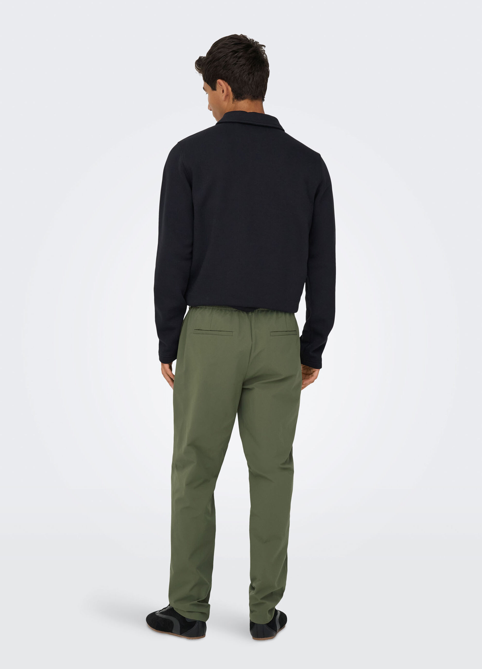 Pantaloni tapered fit_2