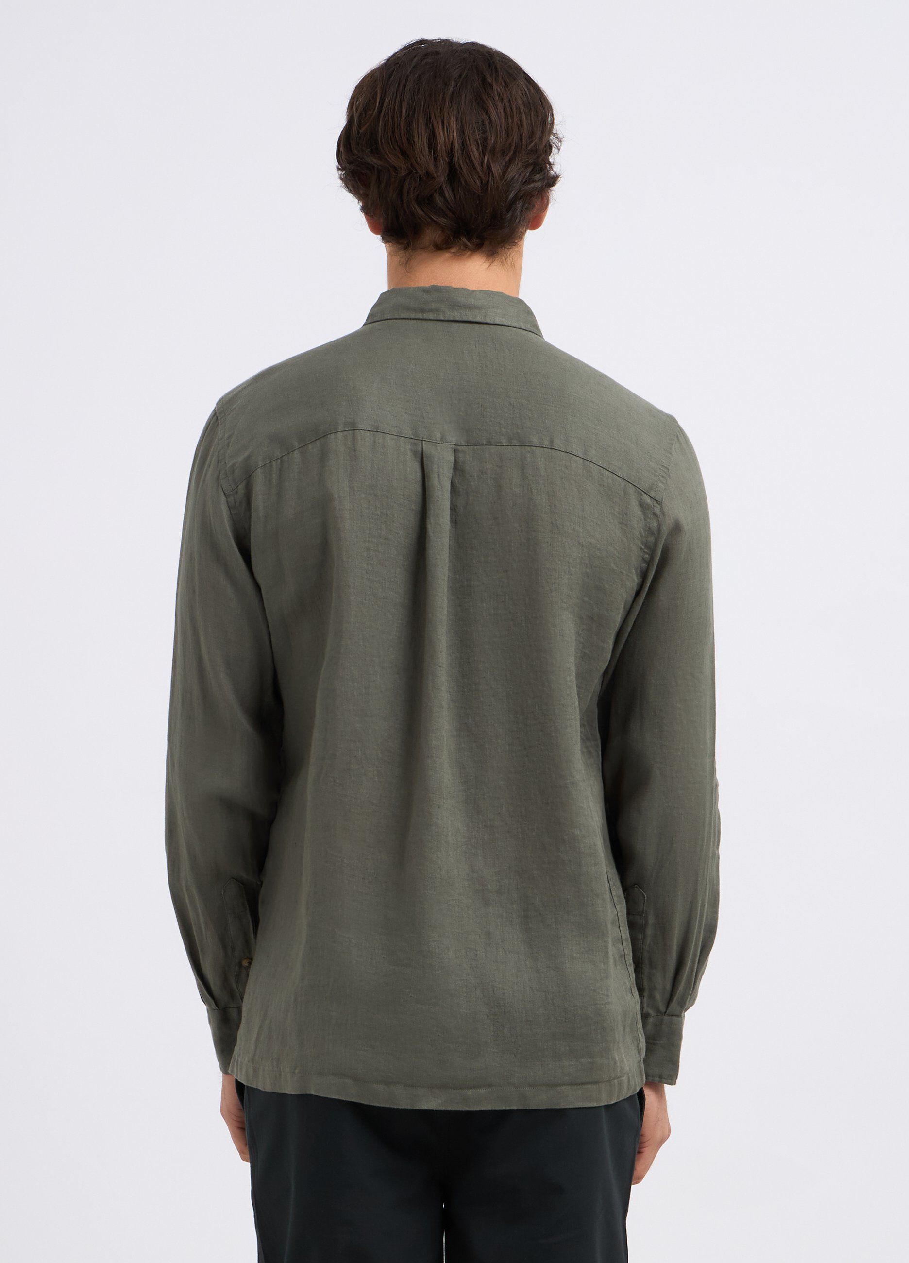 Camicia in puro lino con taschini uomo_1